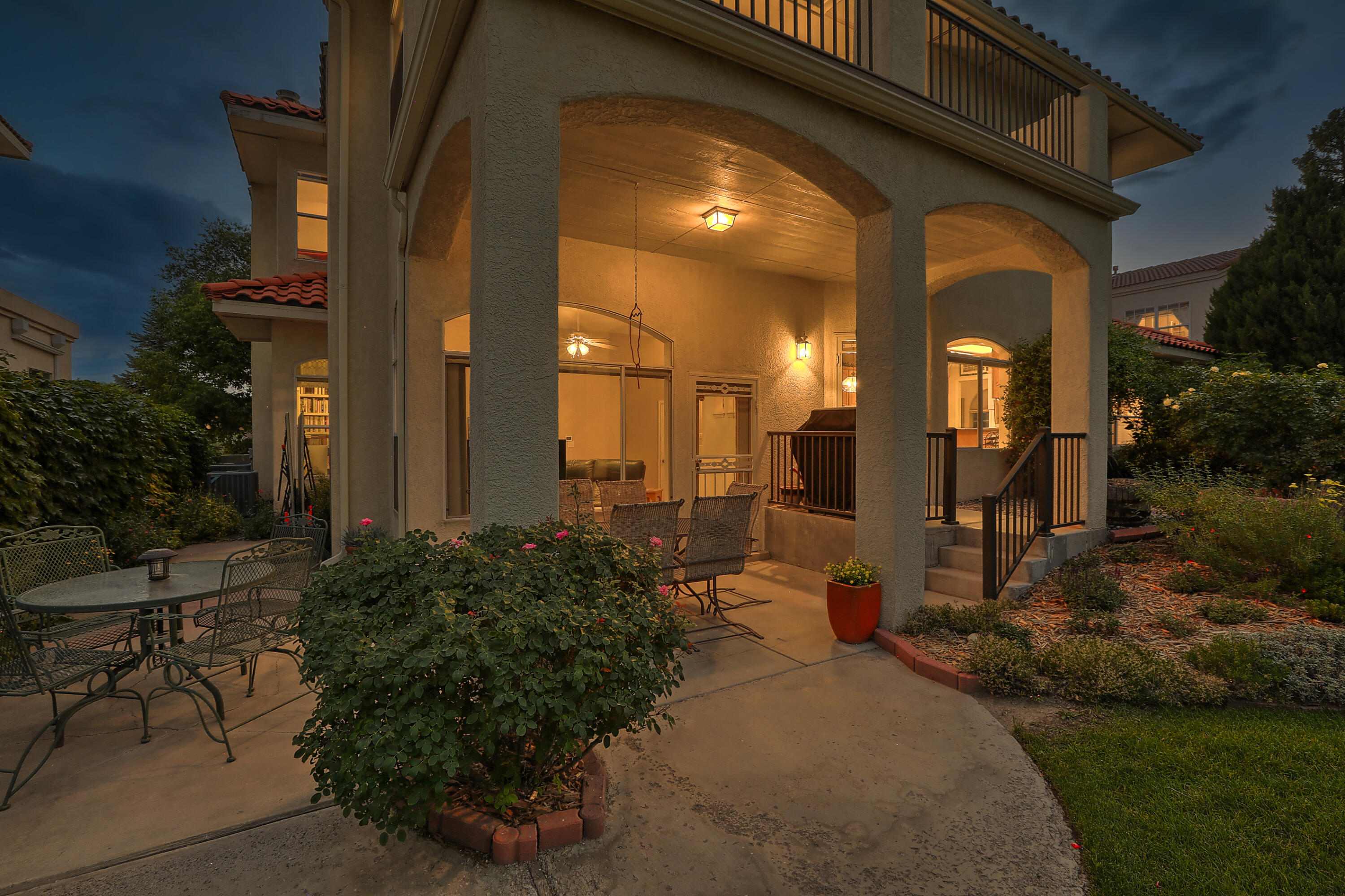 8316 Vina Del Sol Drive NE
