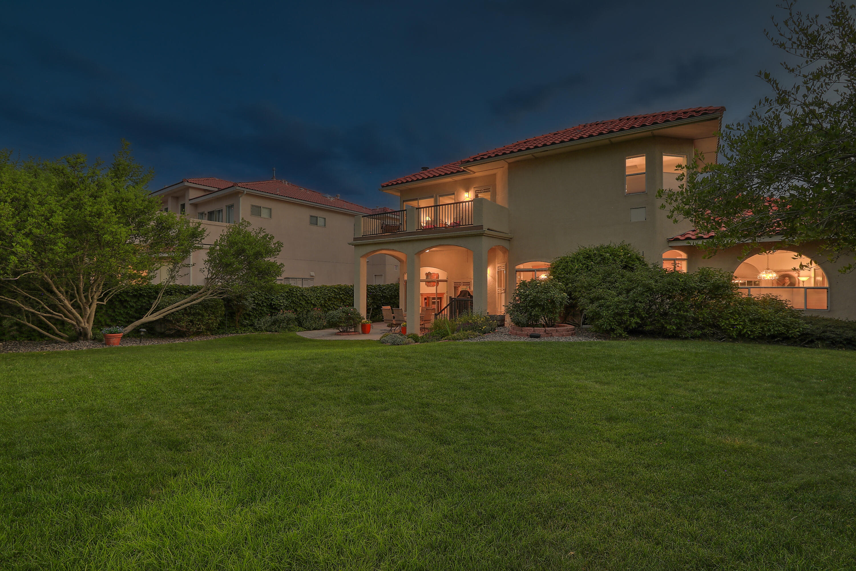 8316 Vina Del Sol Drive NE
