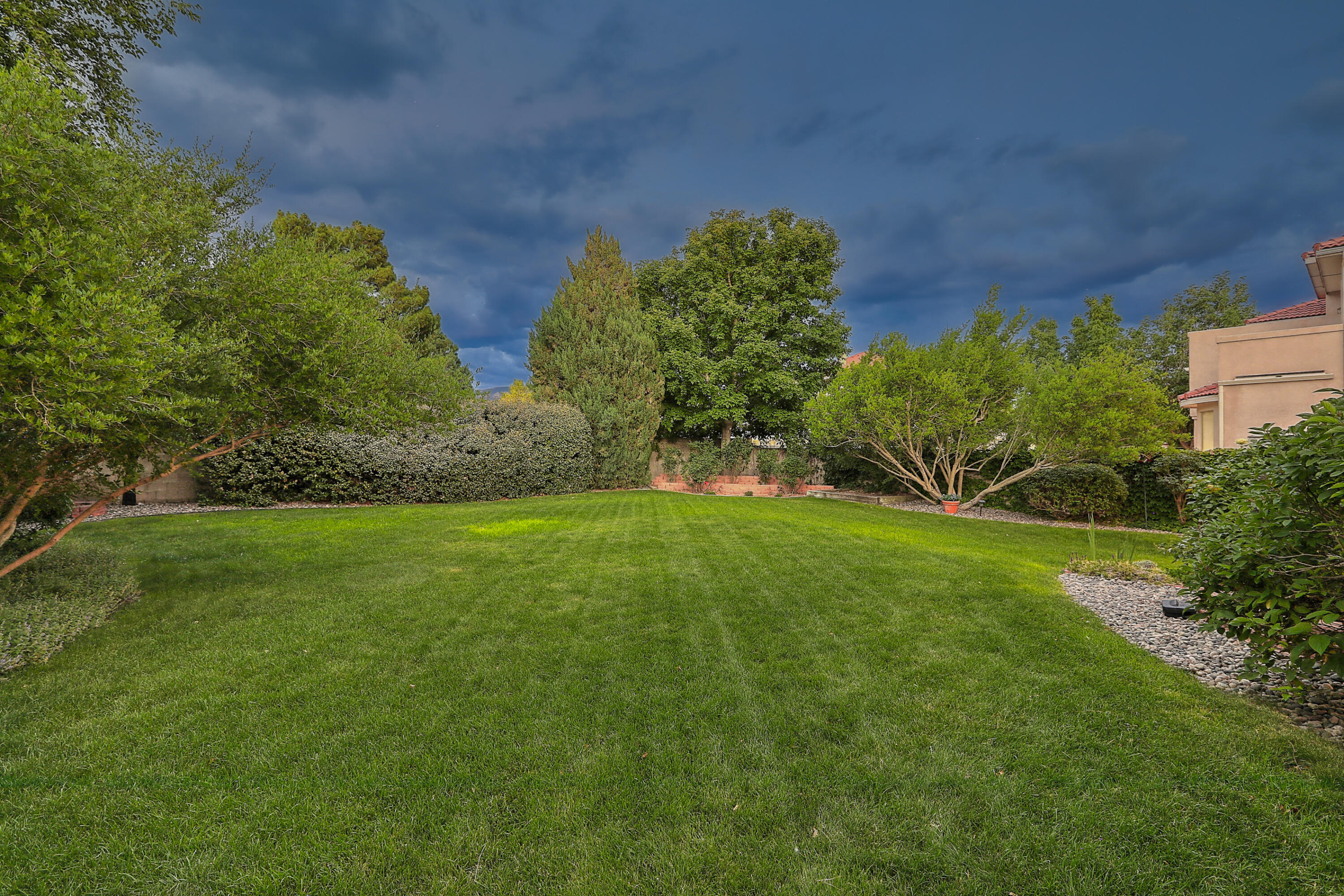 8316 Vina Del Sol Drive NE