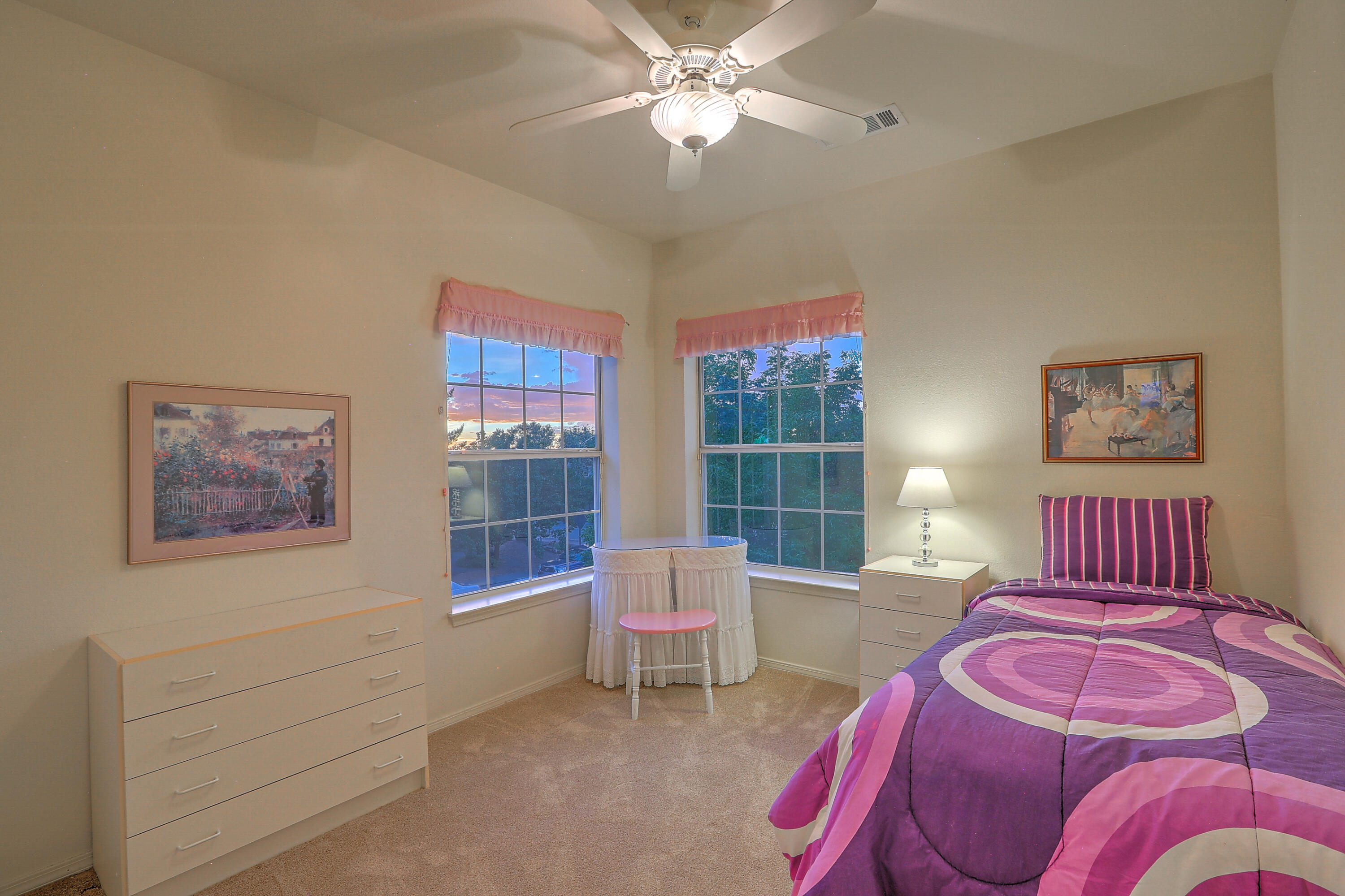 8316 Vina Del Sol Drive NE