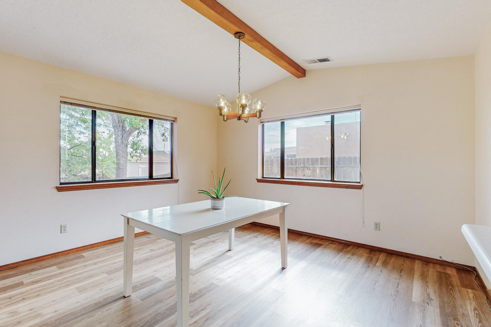 5825 Ave La Mirada NW