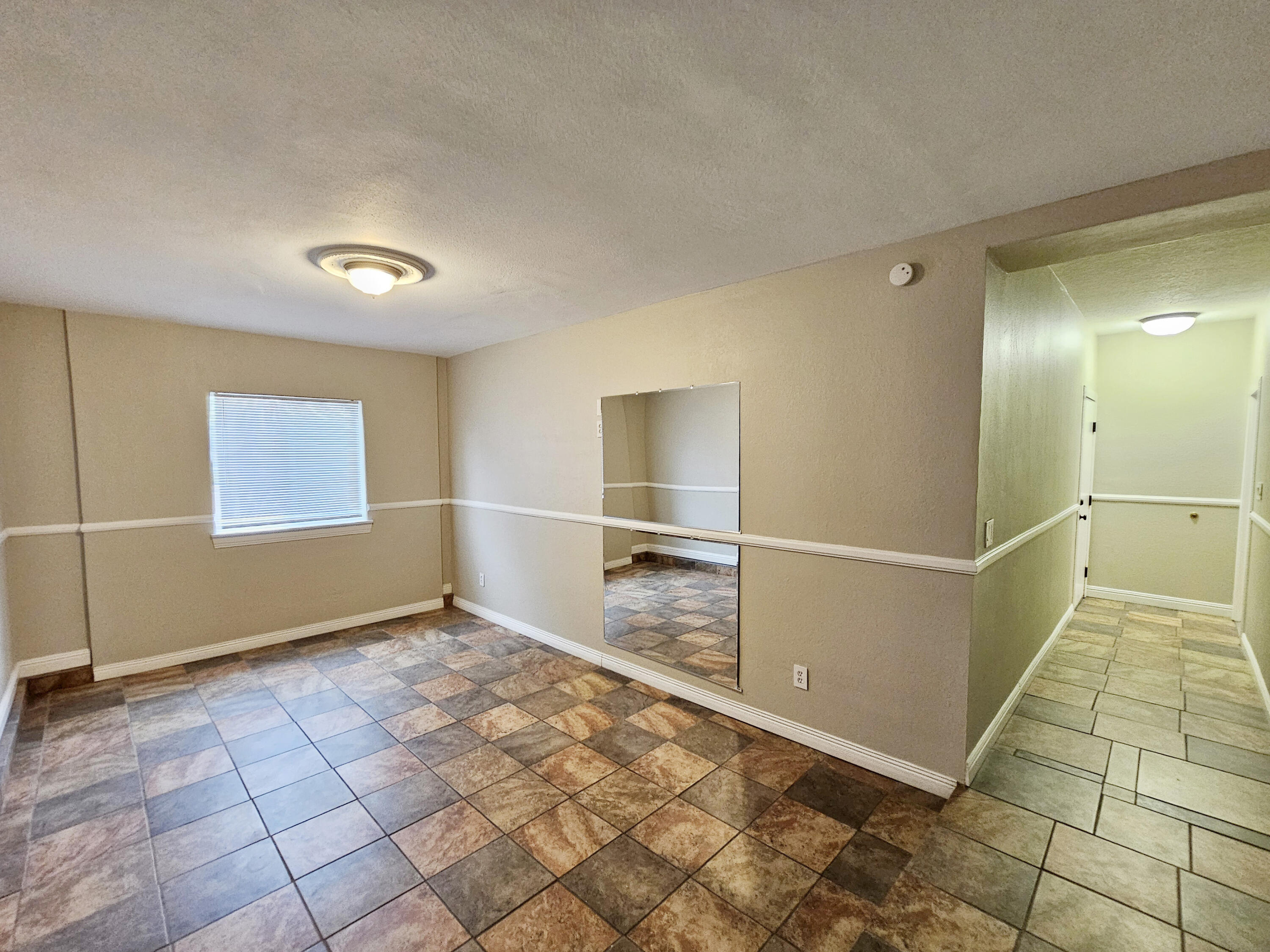8735 Tierra Alegre Drive NE
