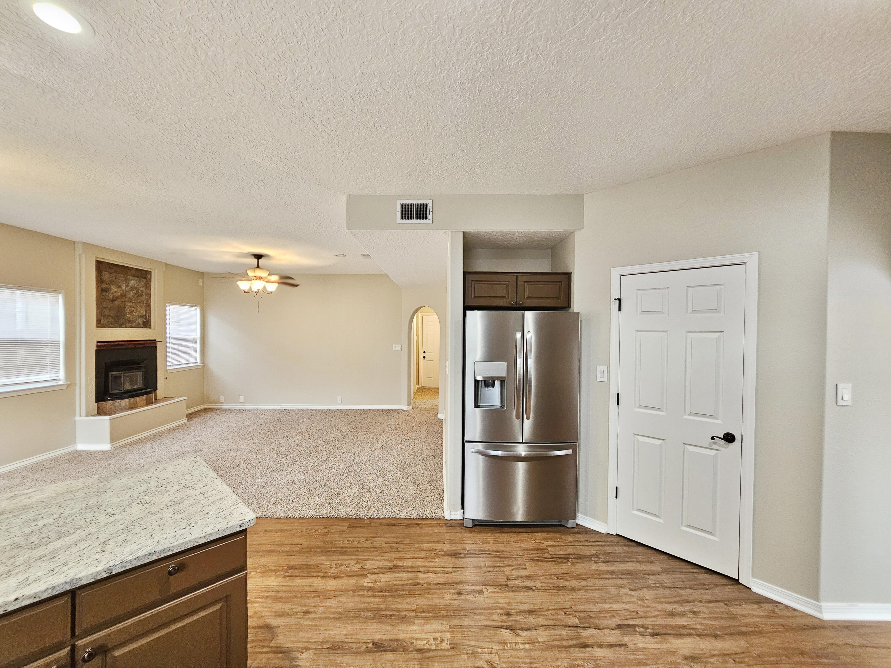 8735 Tierra Alegre Drive NE