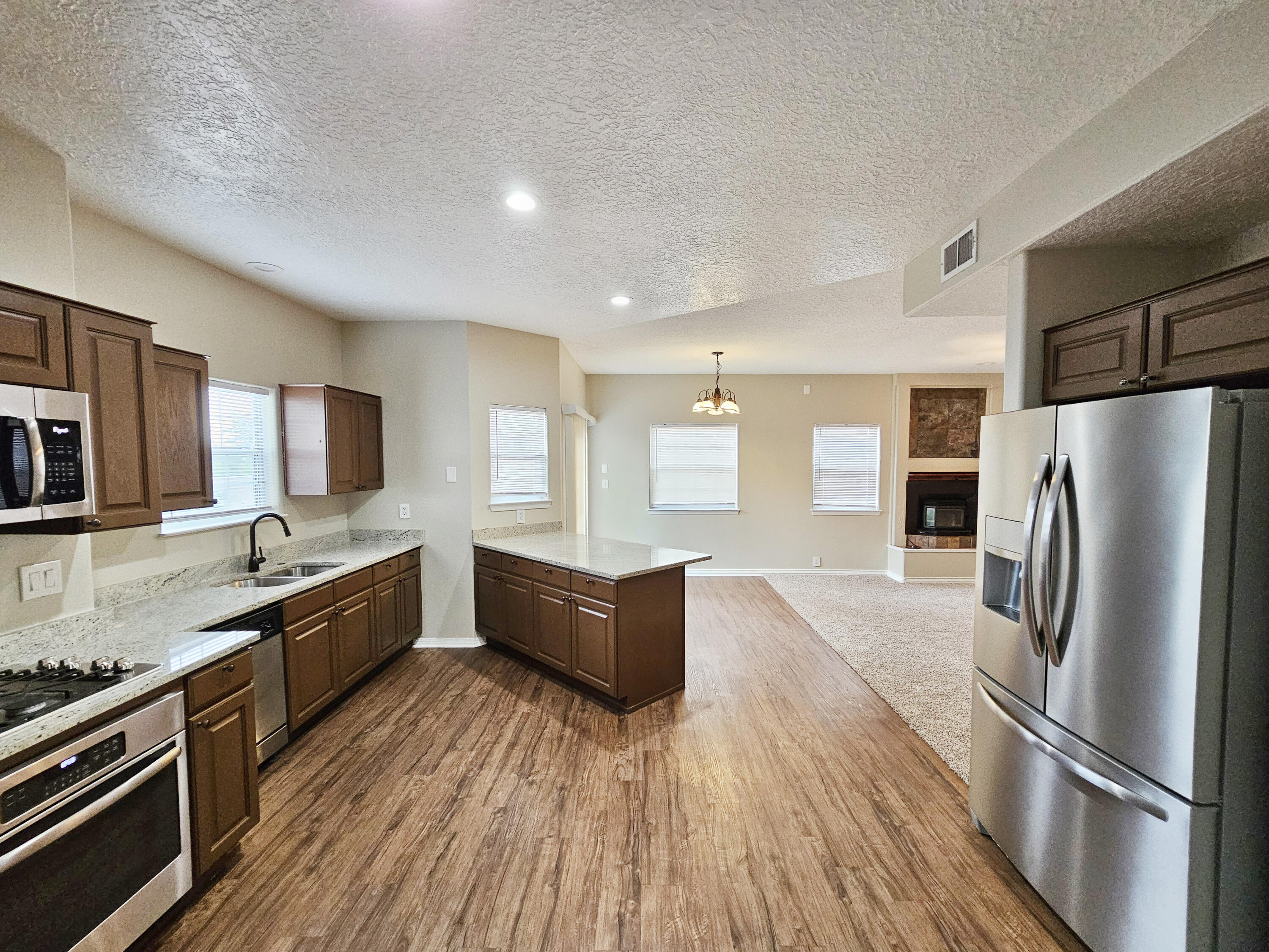 8735 Tierra Alegre Drive NE