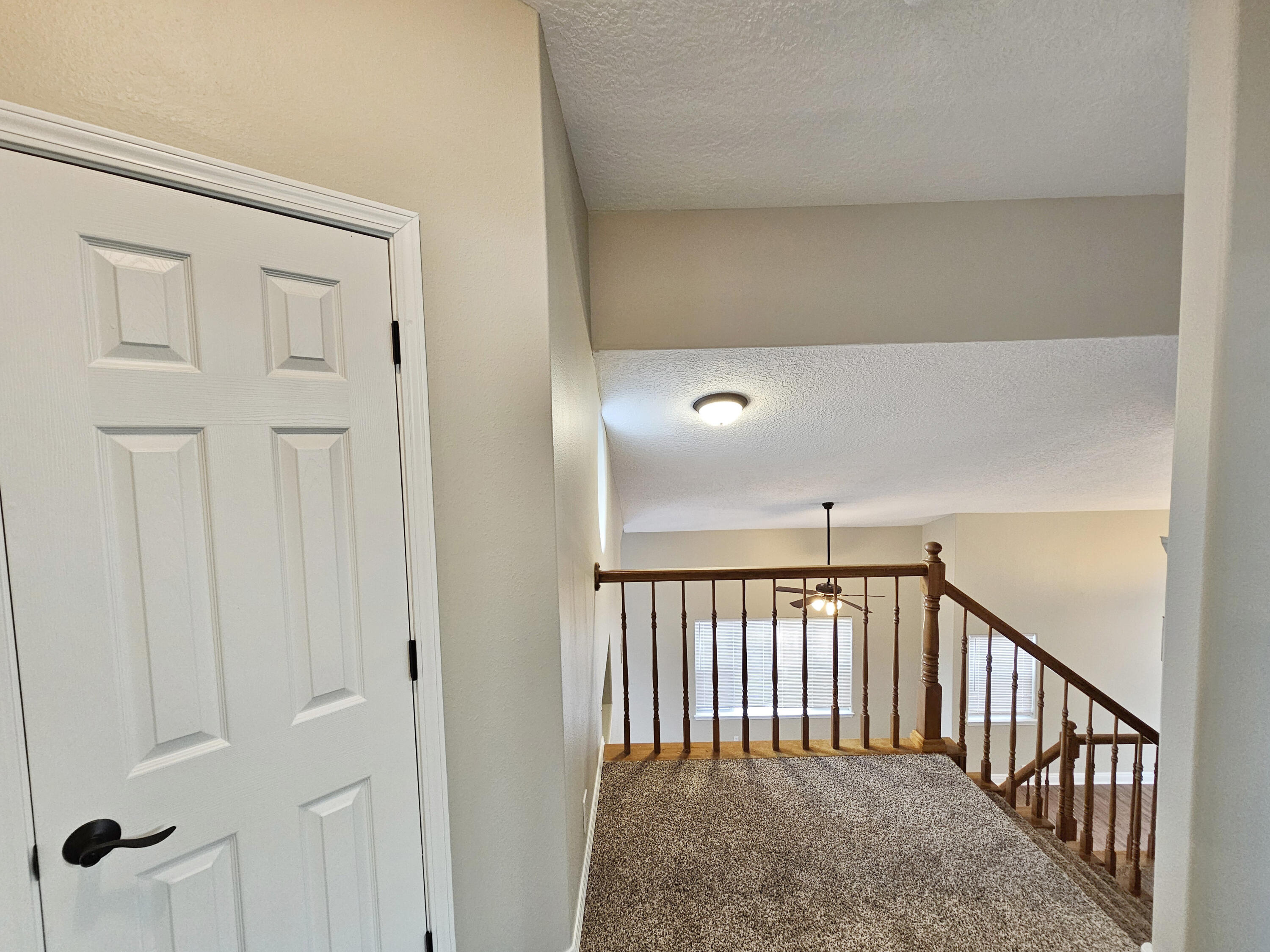 8735 Tierra Alegre Drive NE
