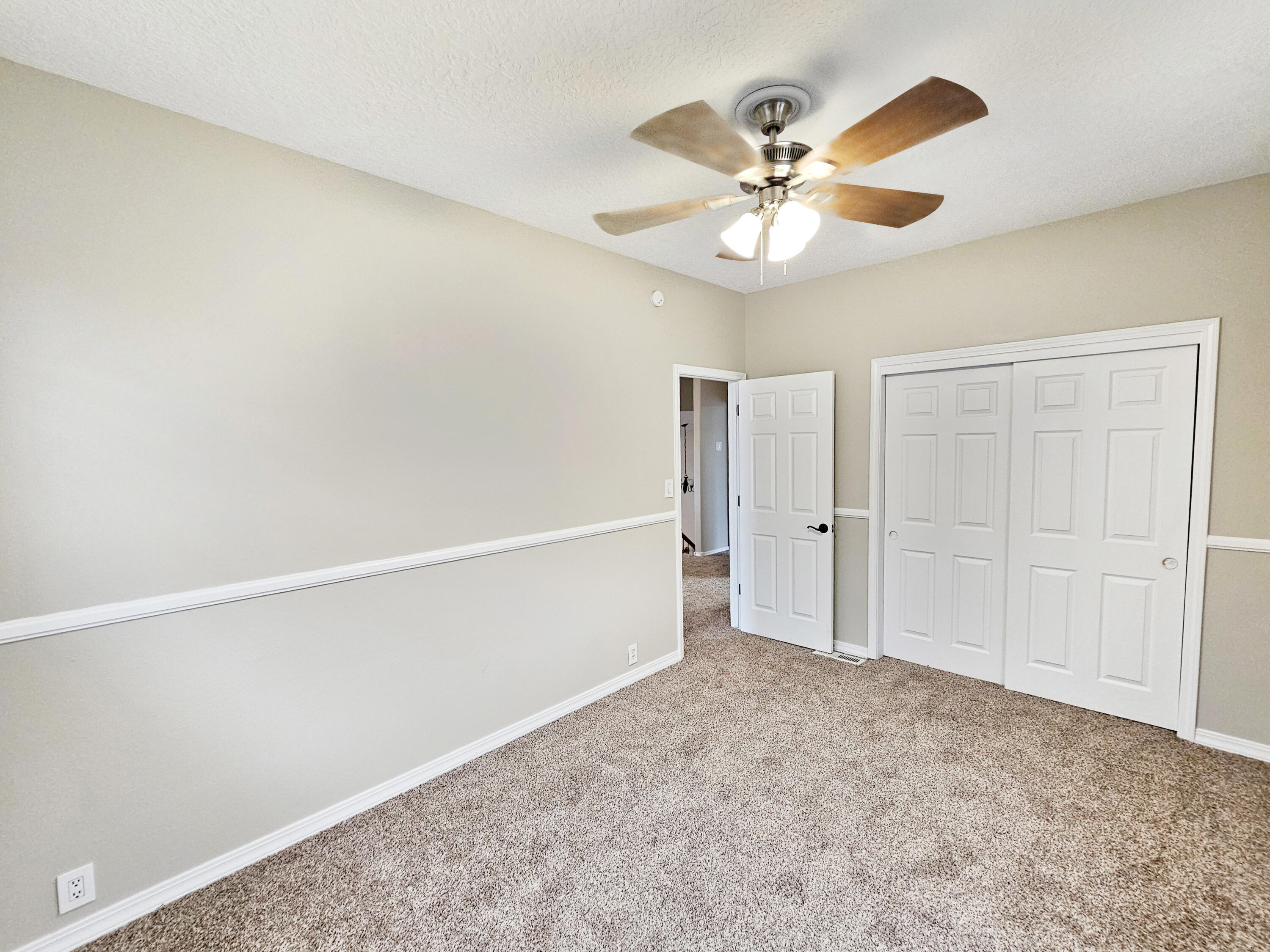 8735 Tierra Alegre Drive NE