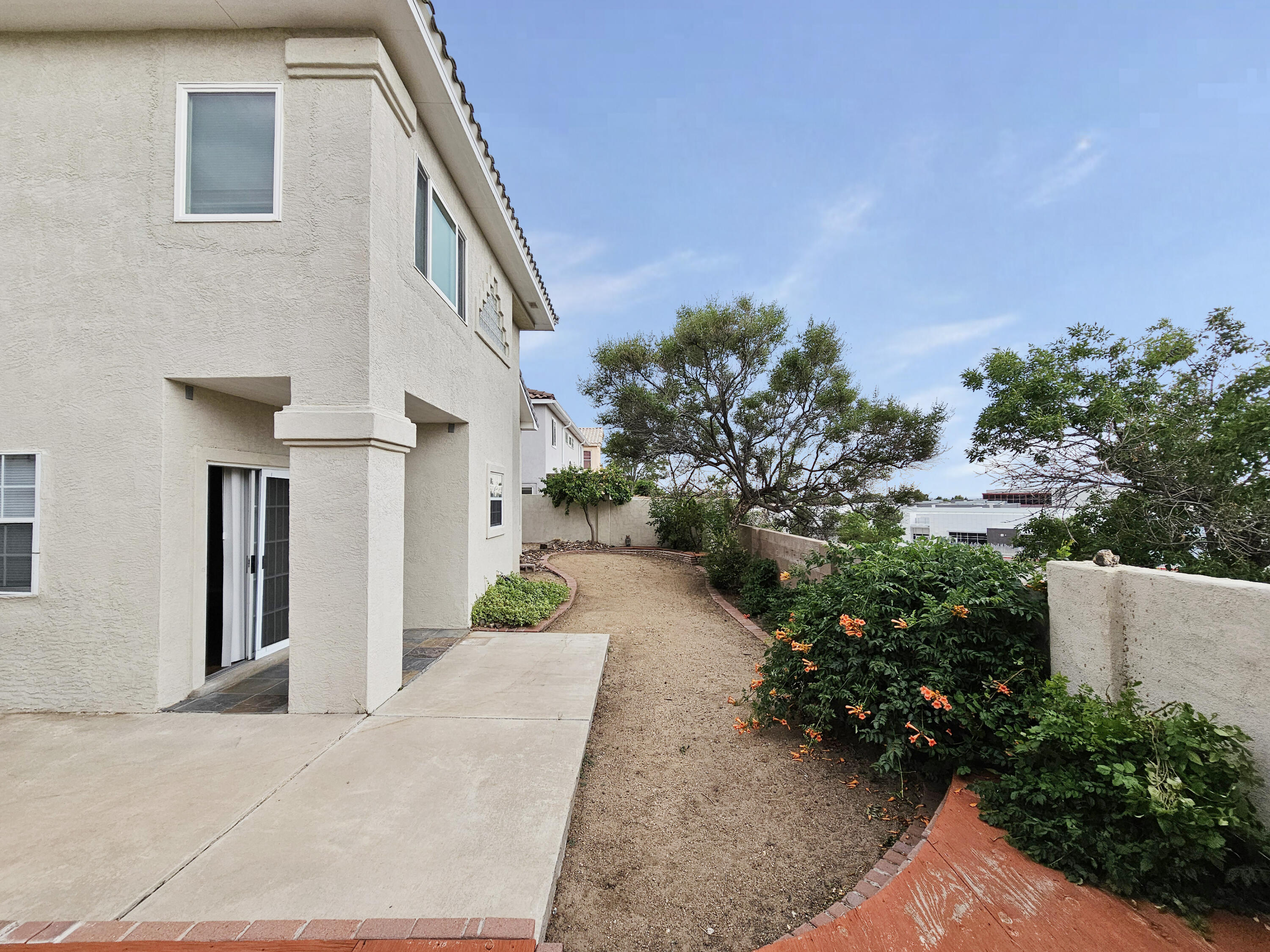 8735 Tierra Alegre Drive NE