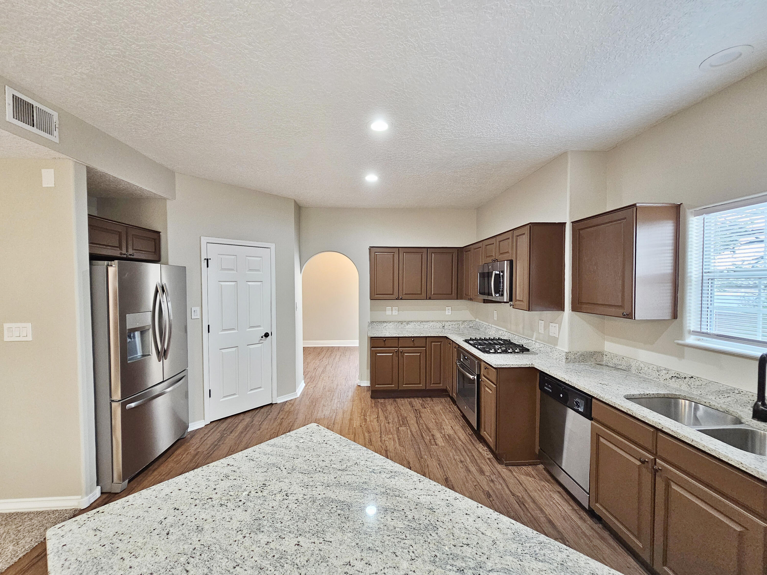 8735 Tierra Alegre Drive NE