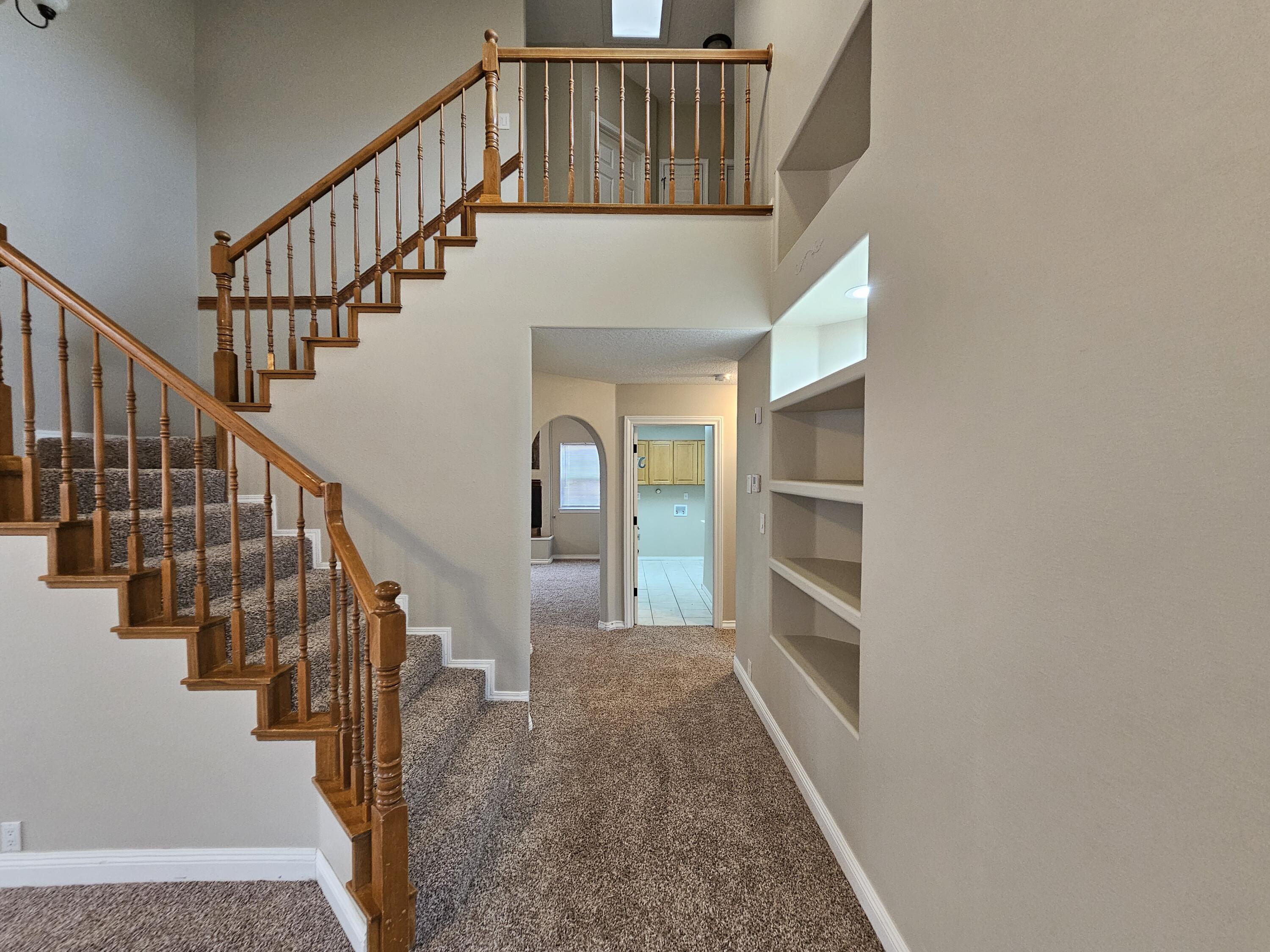 8735 Tierra Alegre Drive NE