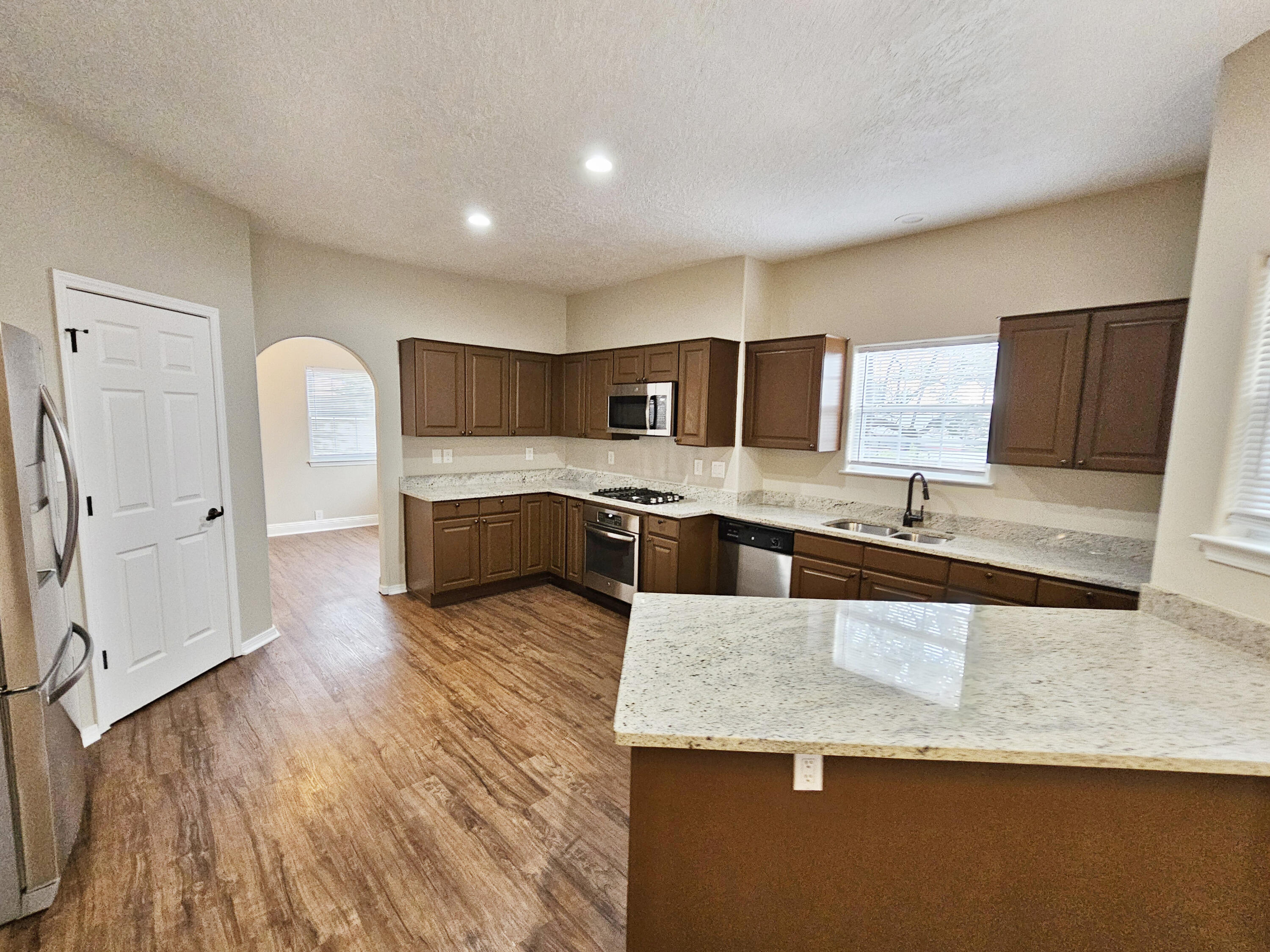 8735 Tierra Alegre Drive NE