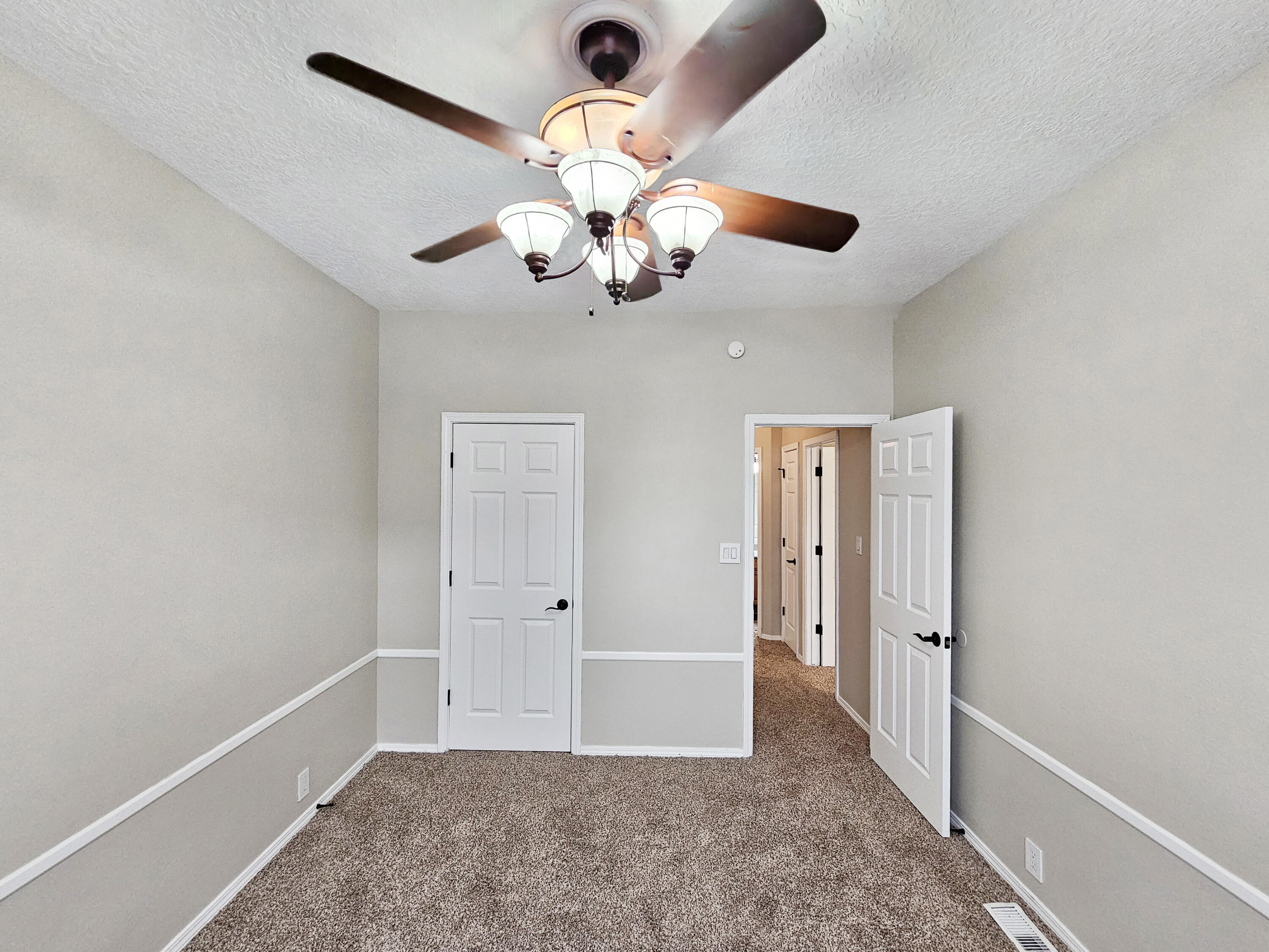 8735 Tierra Alegre Drive NE