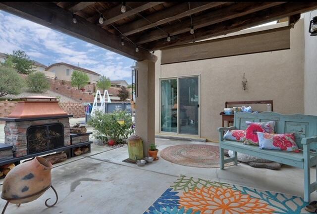 2924 Violeta Circle SE