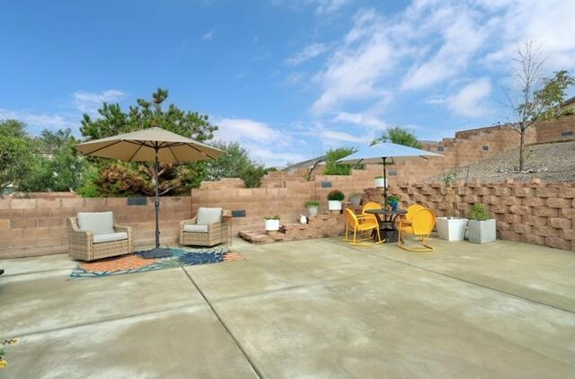 2924 Violeta Circle SE
