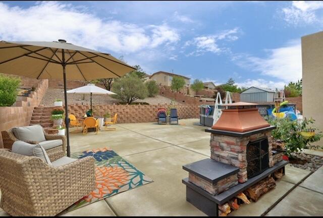 2924 Violeta Circle SE