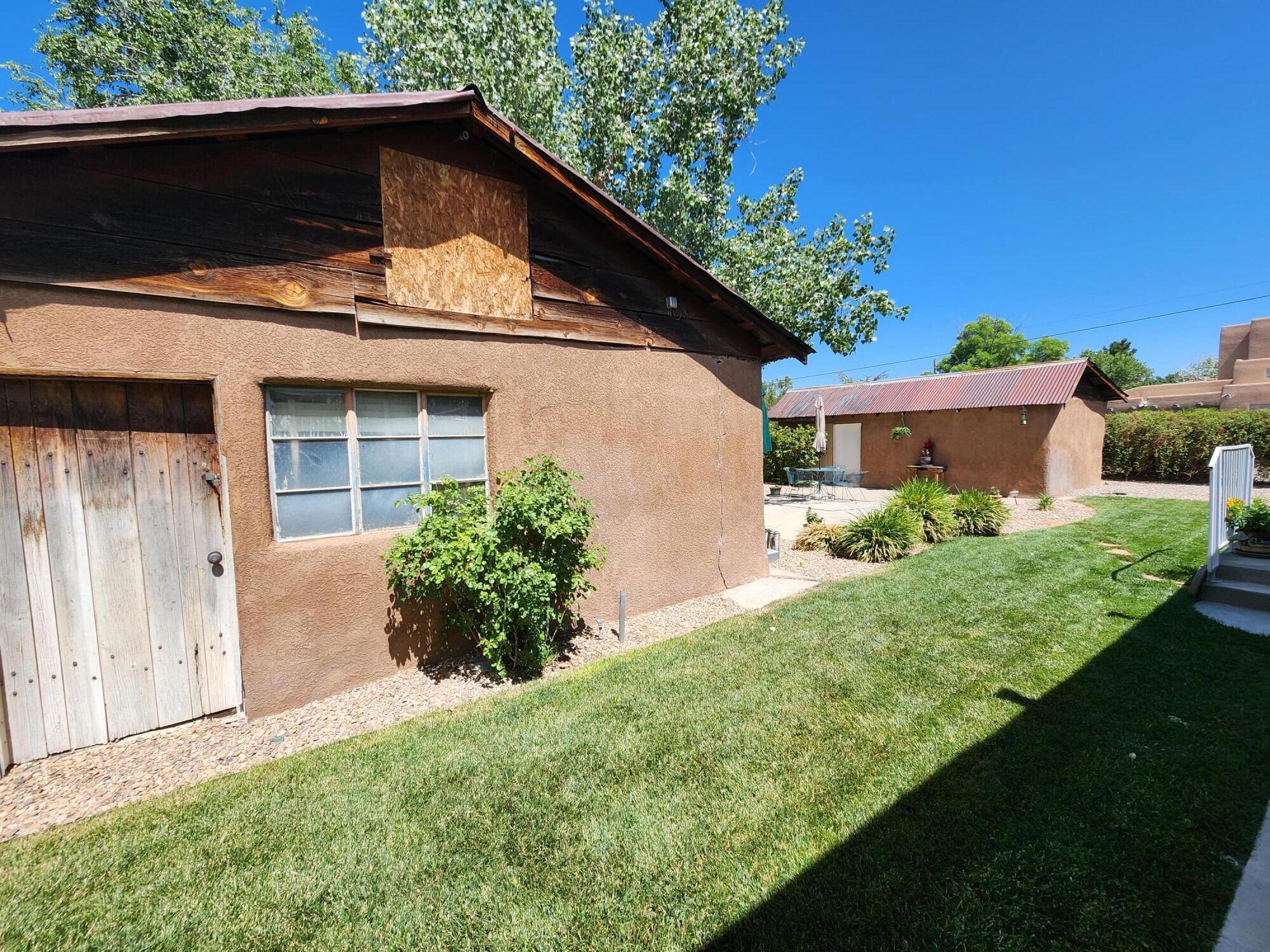 2119 Los Luceros Road NW