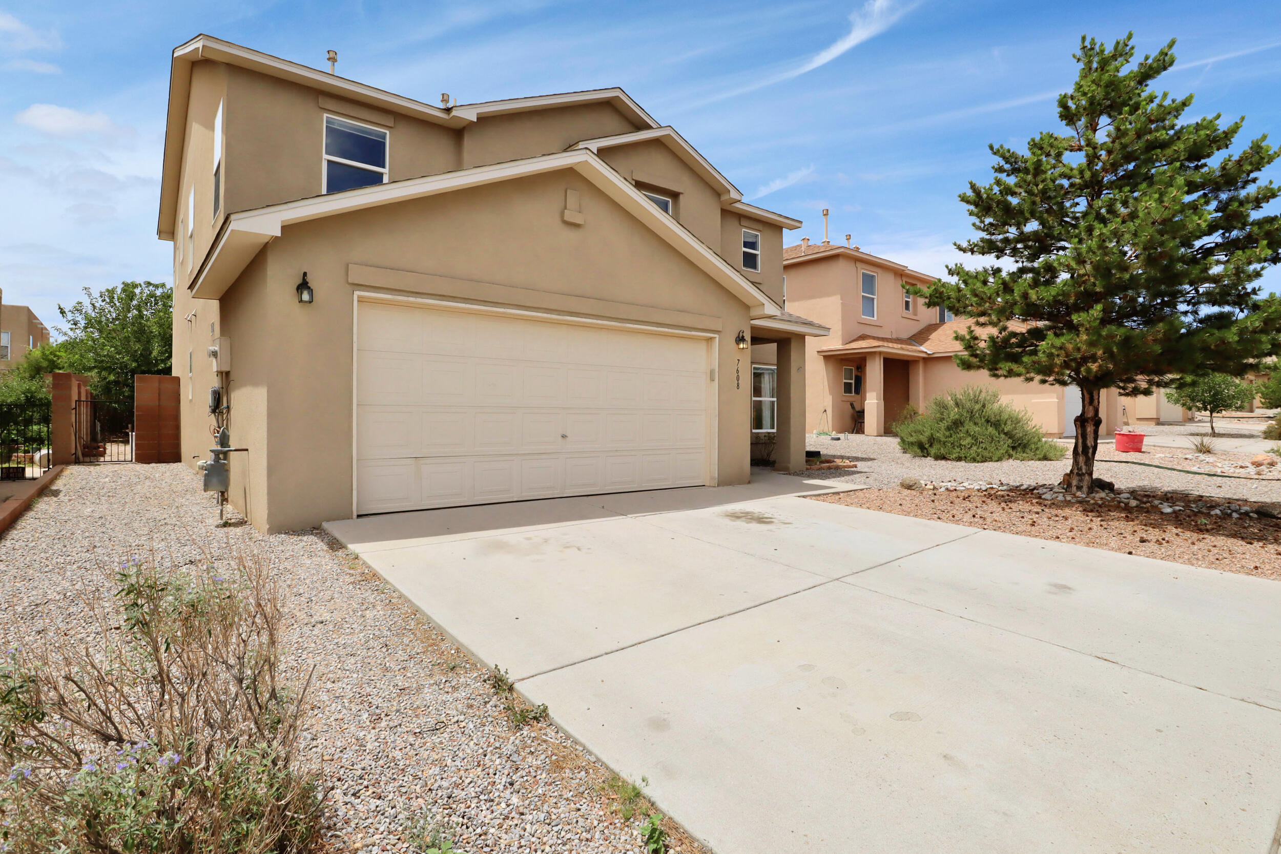 7608 Briar Ridge Avenue NW