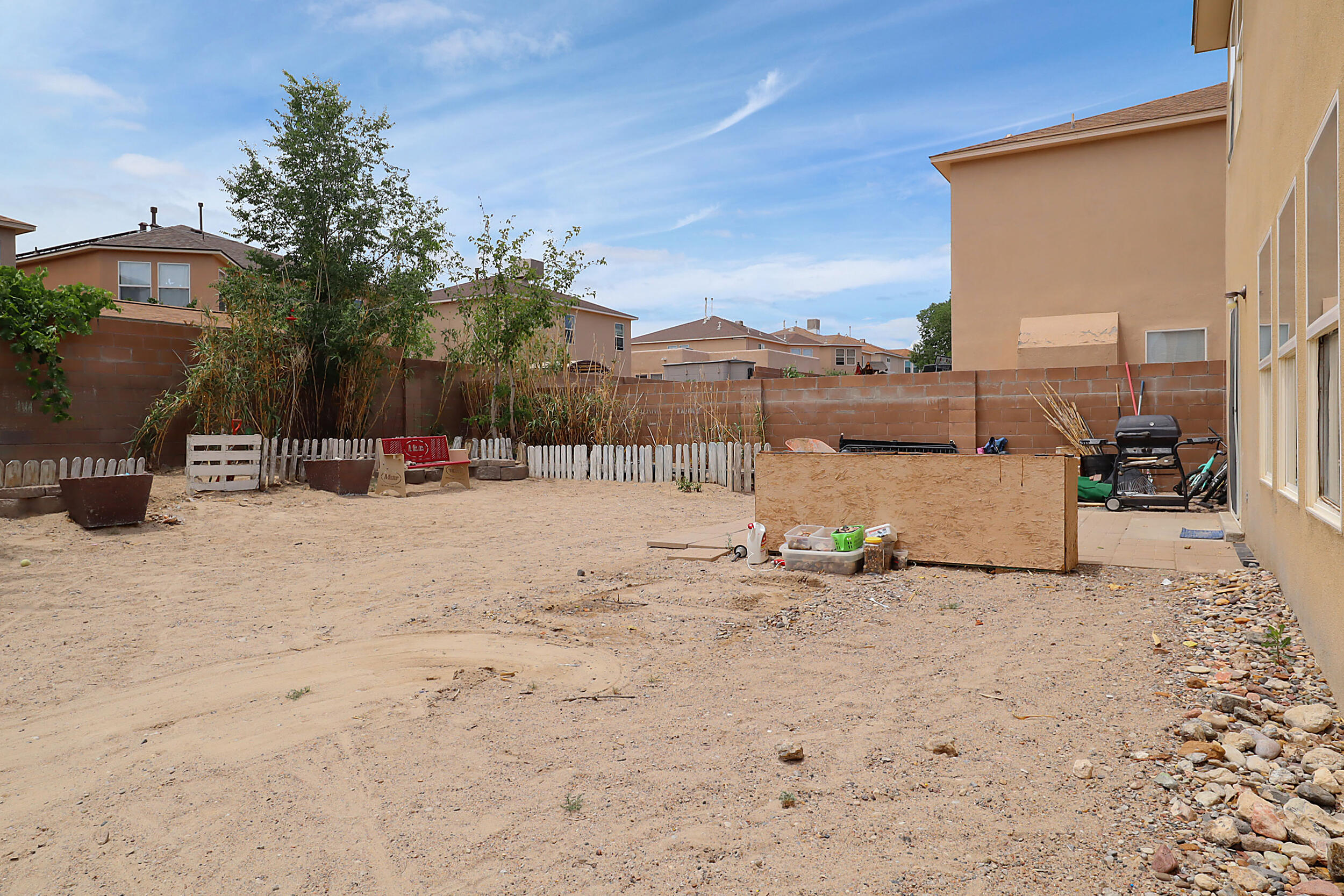 7608 Briar Ridge Avenue NW