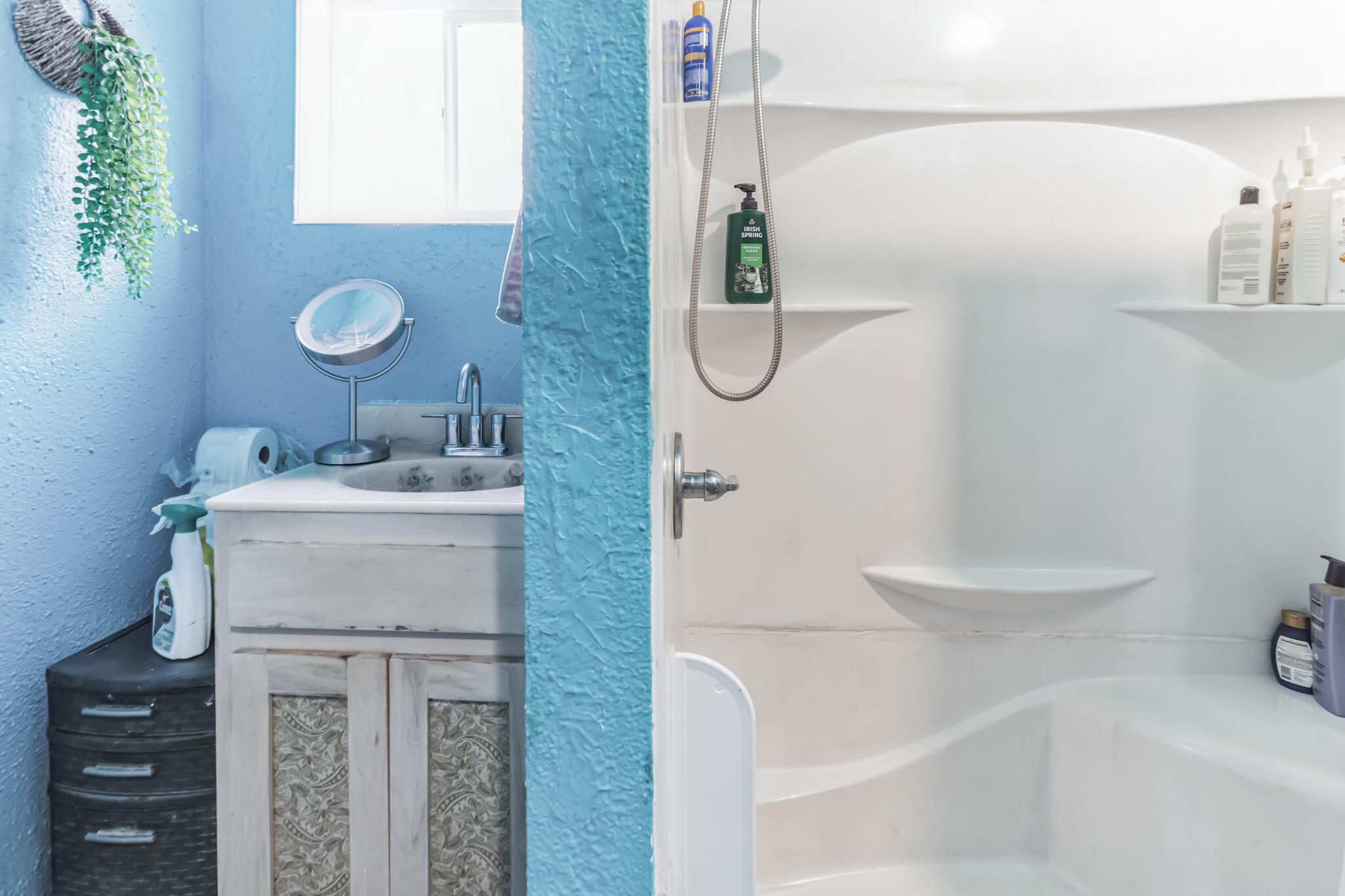 621 Marcella Place NE