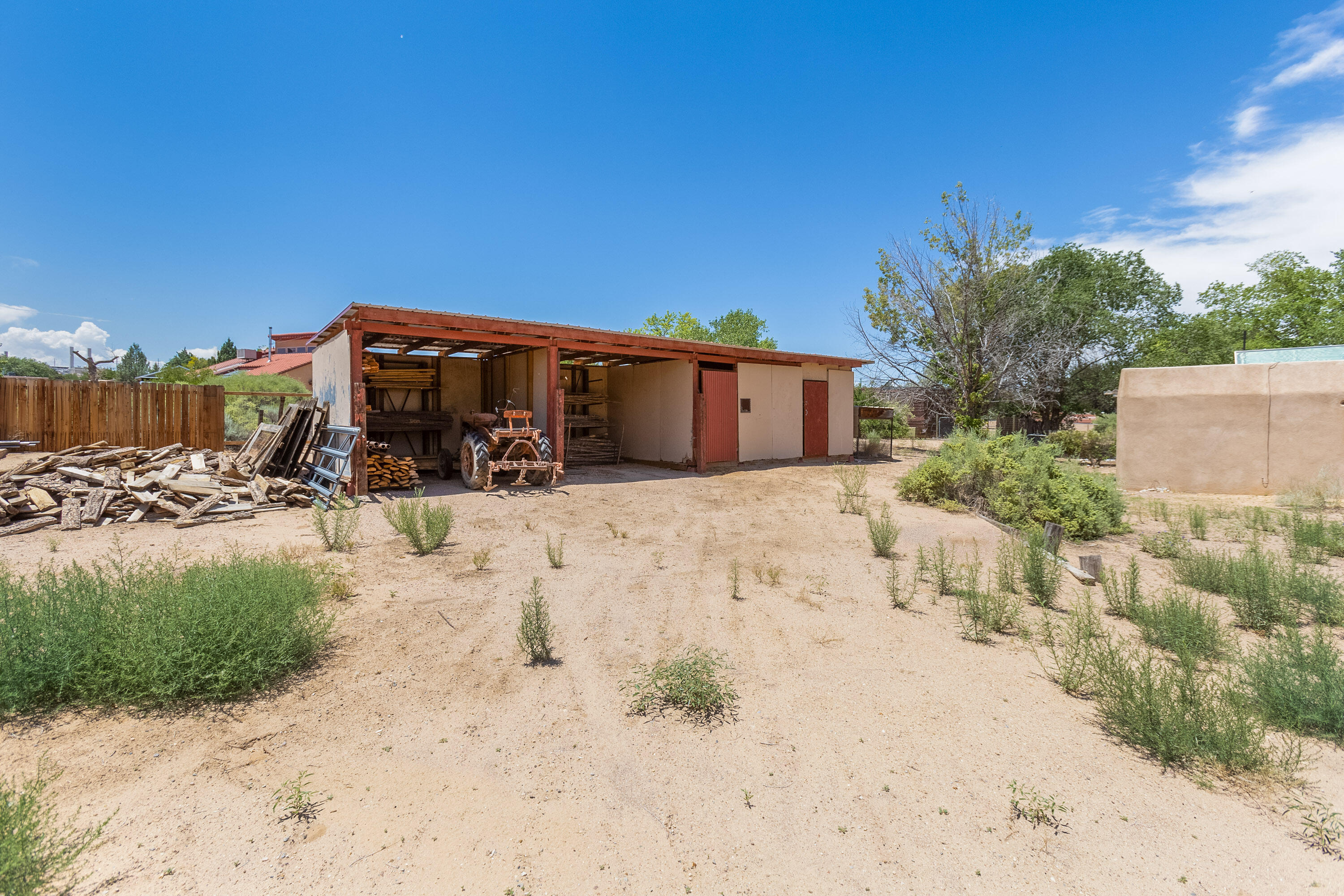 1105 Loma Larga Road