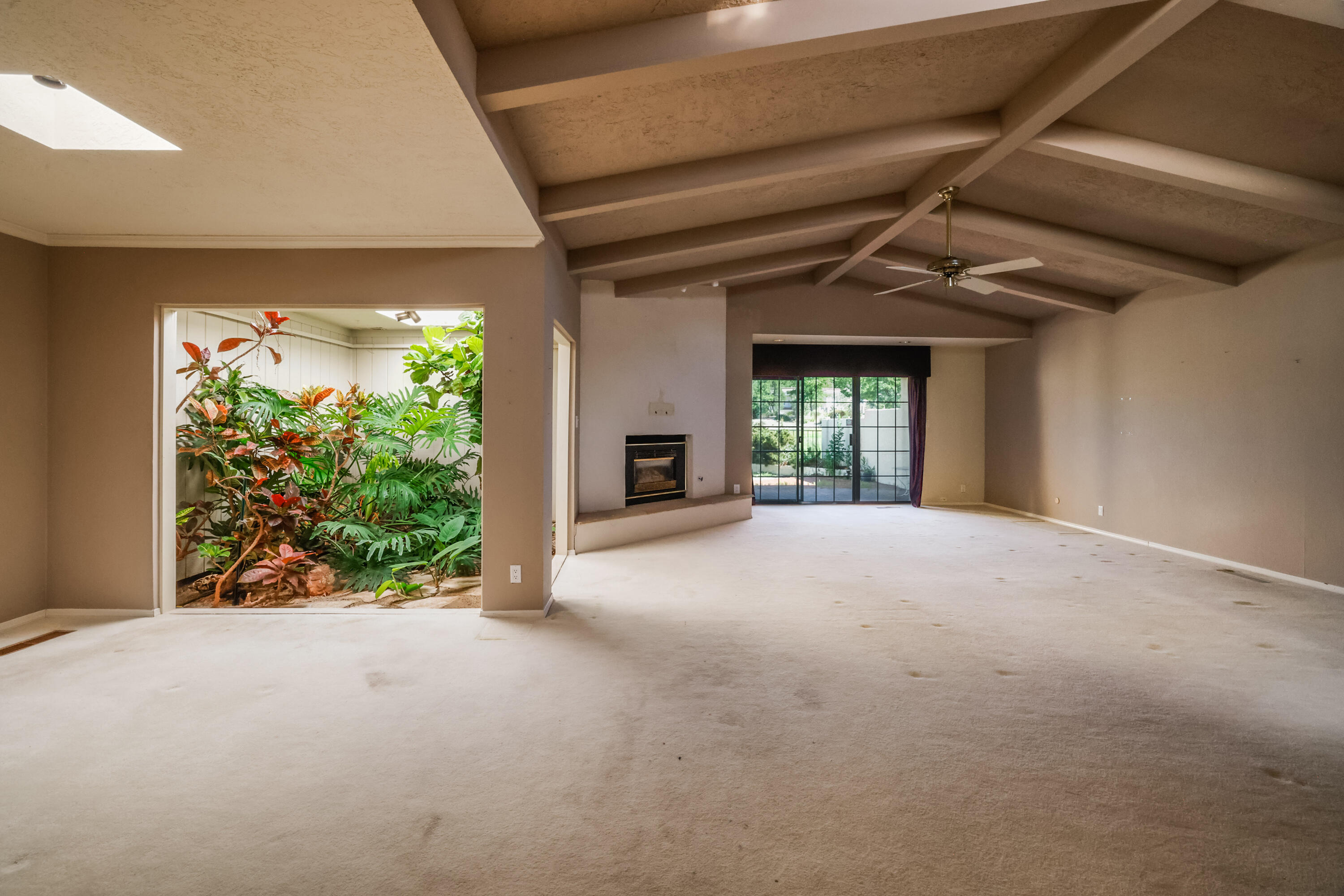 9501 Village Green Drive NE