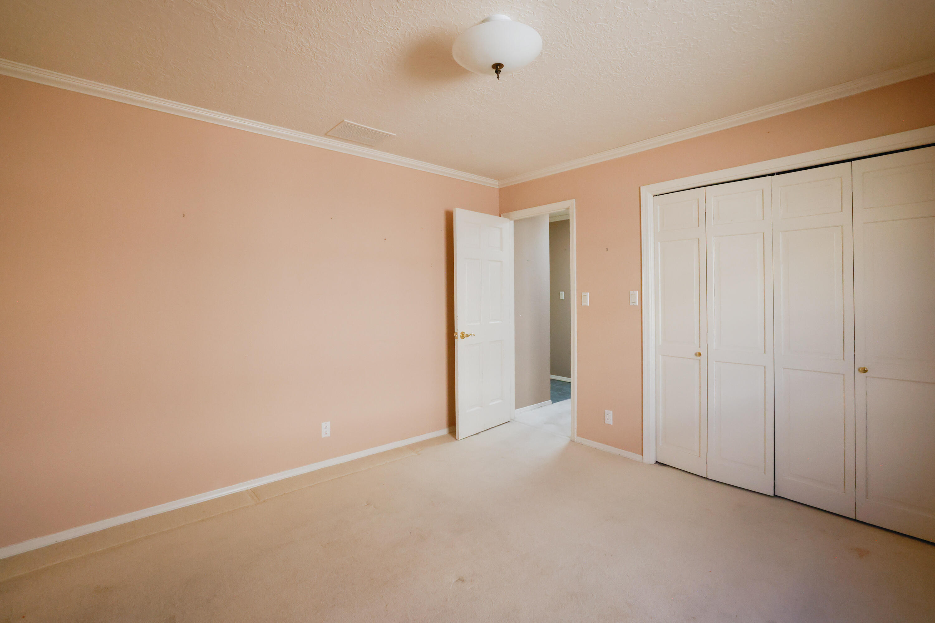 9501 Village Green Drive NE