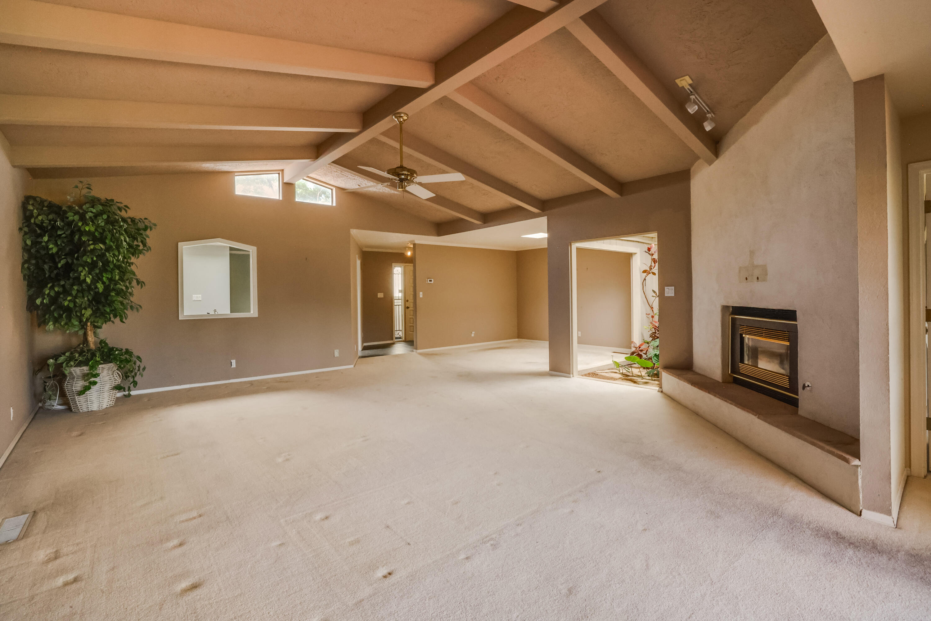 9501 Village Green Drive NE