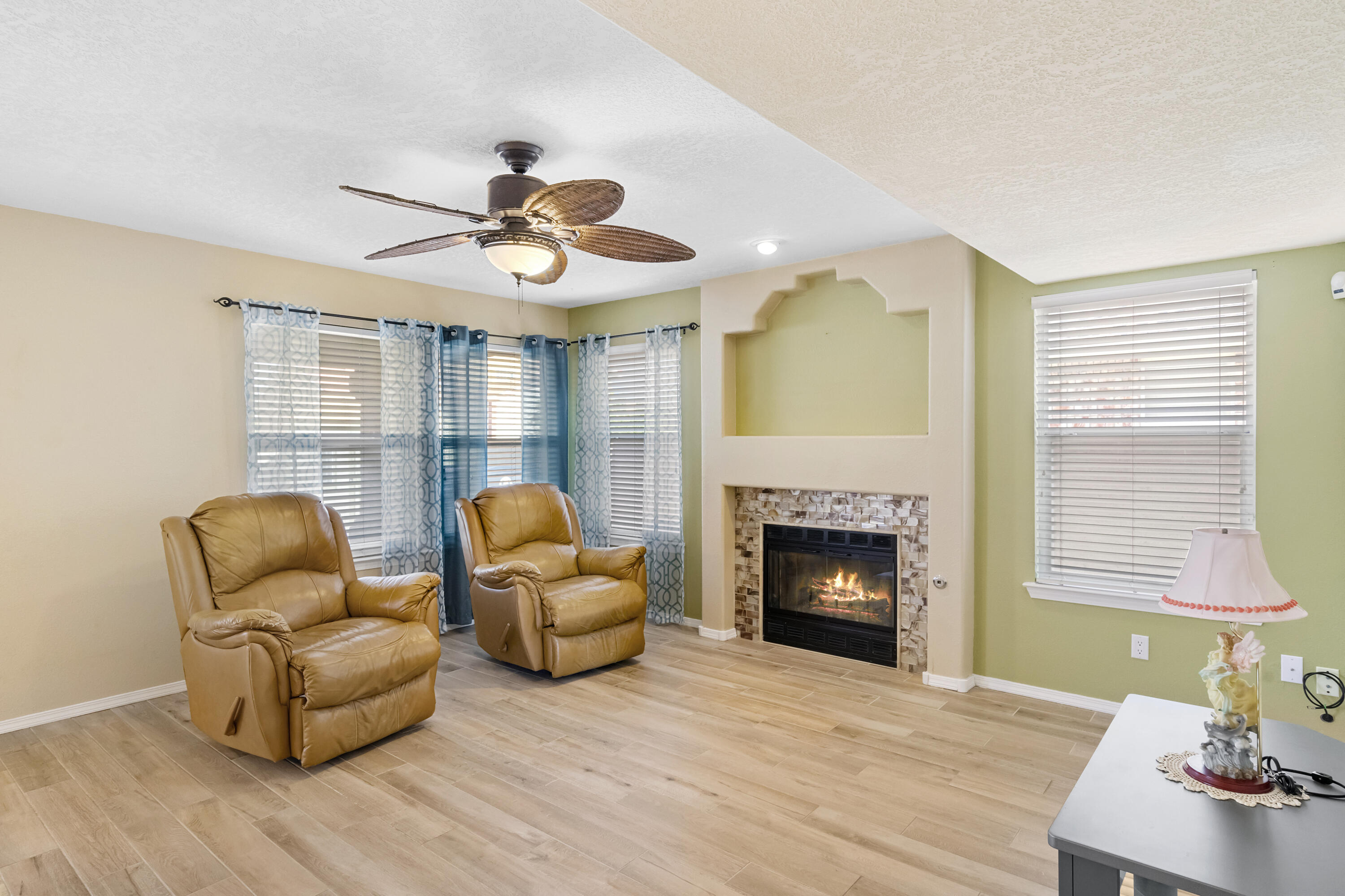 1143 Tony Sanchez Drive SE