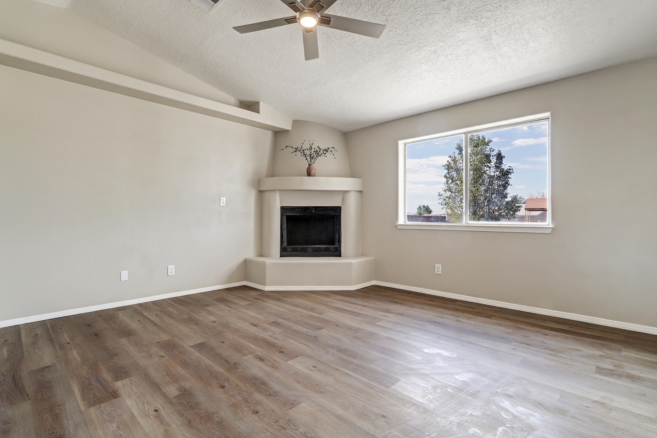 8 Milton Loop