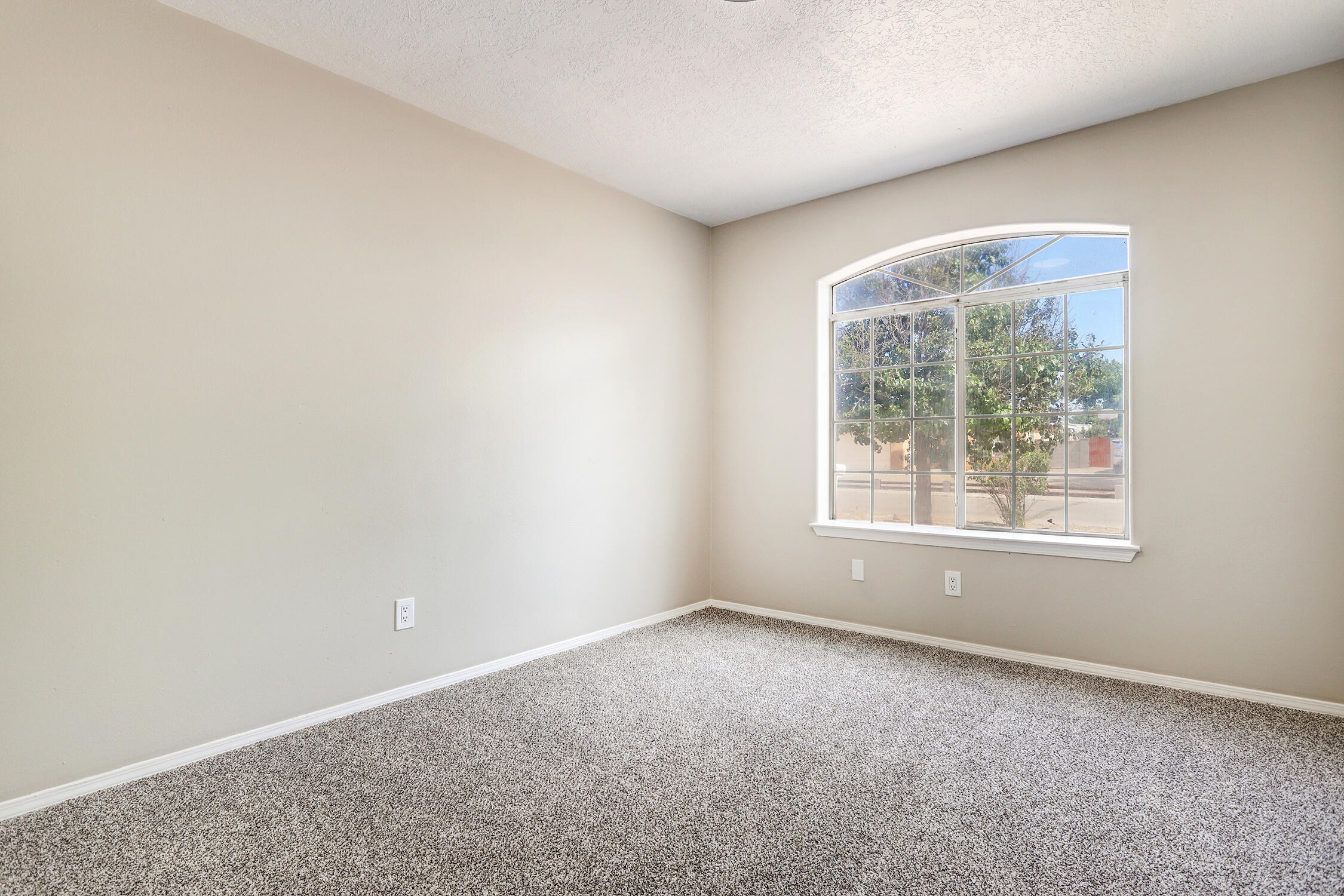 8 Milton Loop