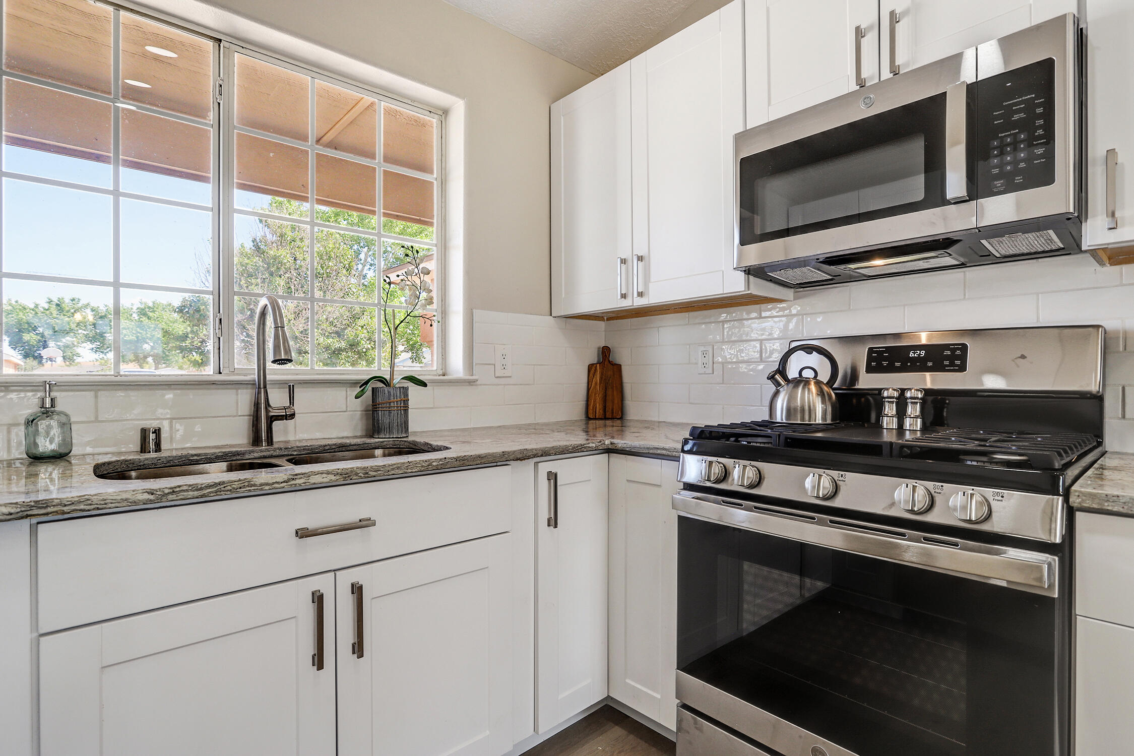 8 Milton Loop