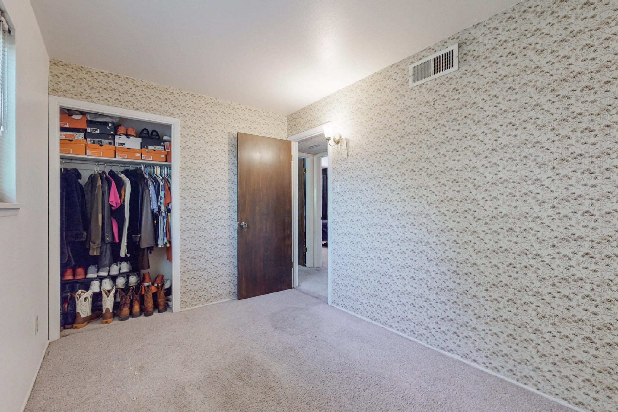 1986 Cherokee Road NW