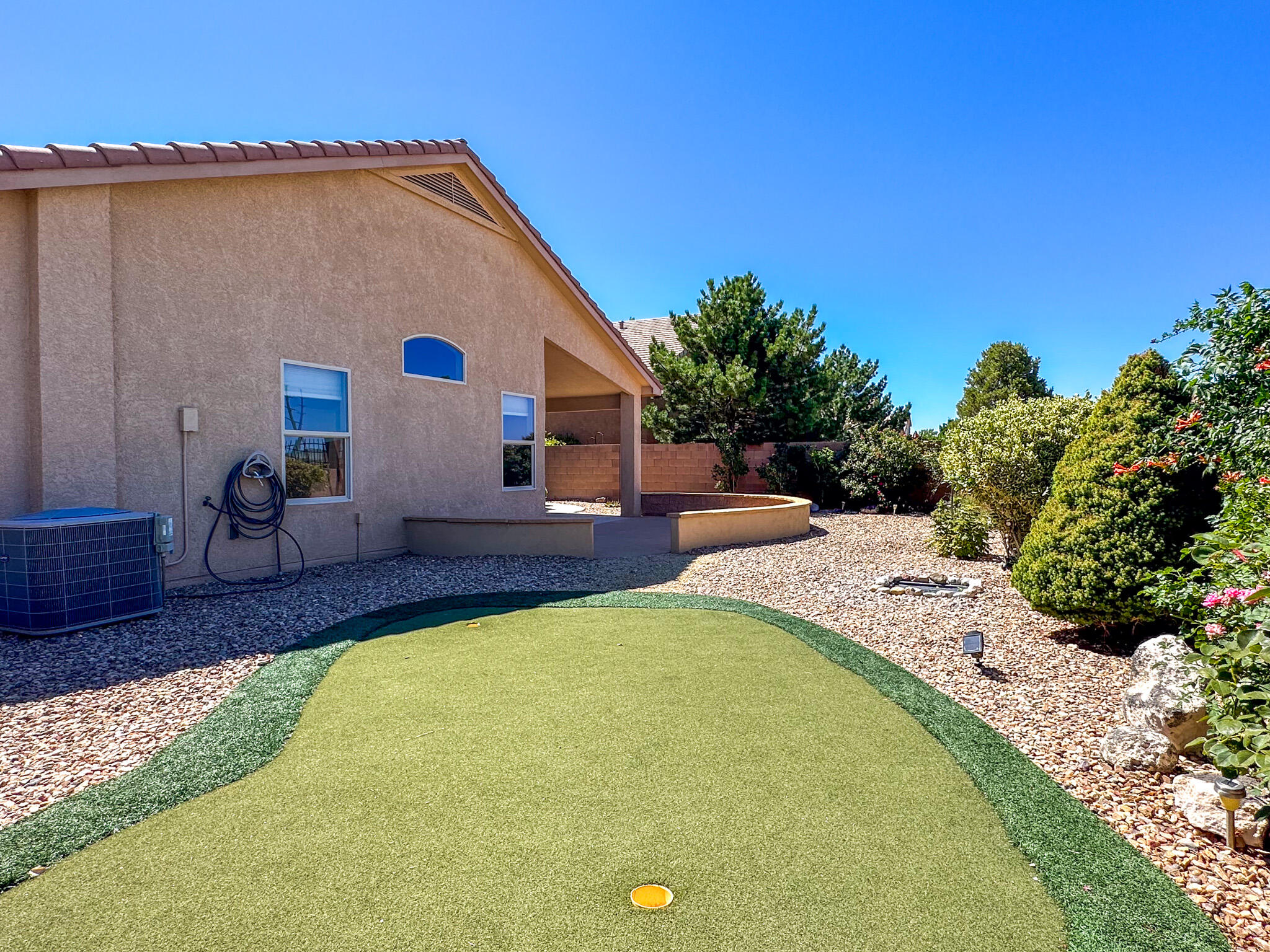 7004 Vista Del Sol Drive NW