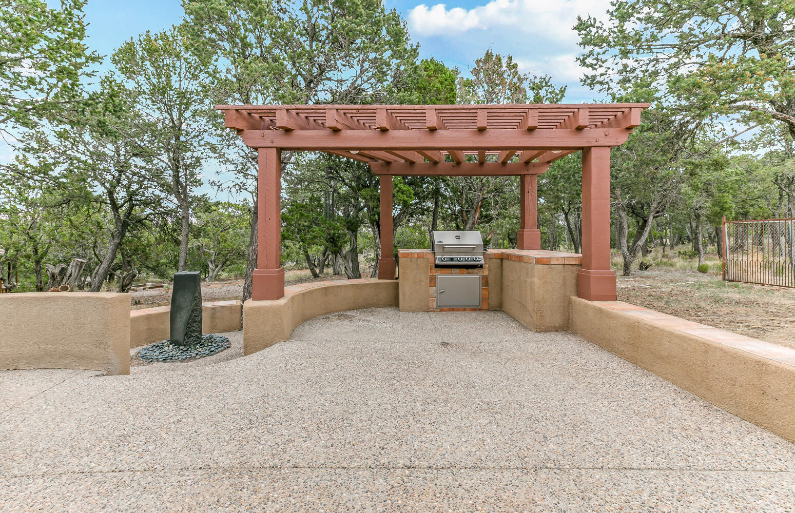26 Paseo De Paz