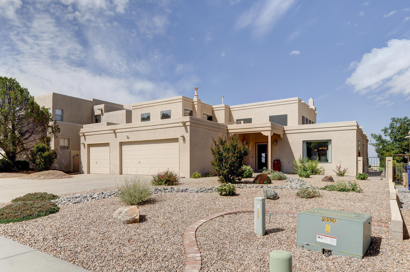 1609 Camino De La Sierra NE