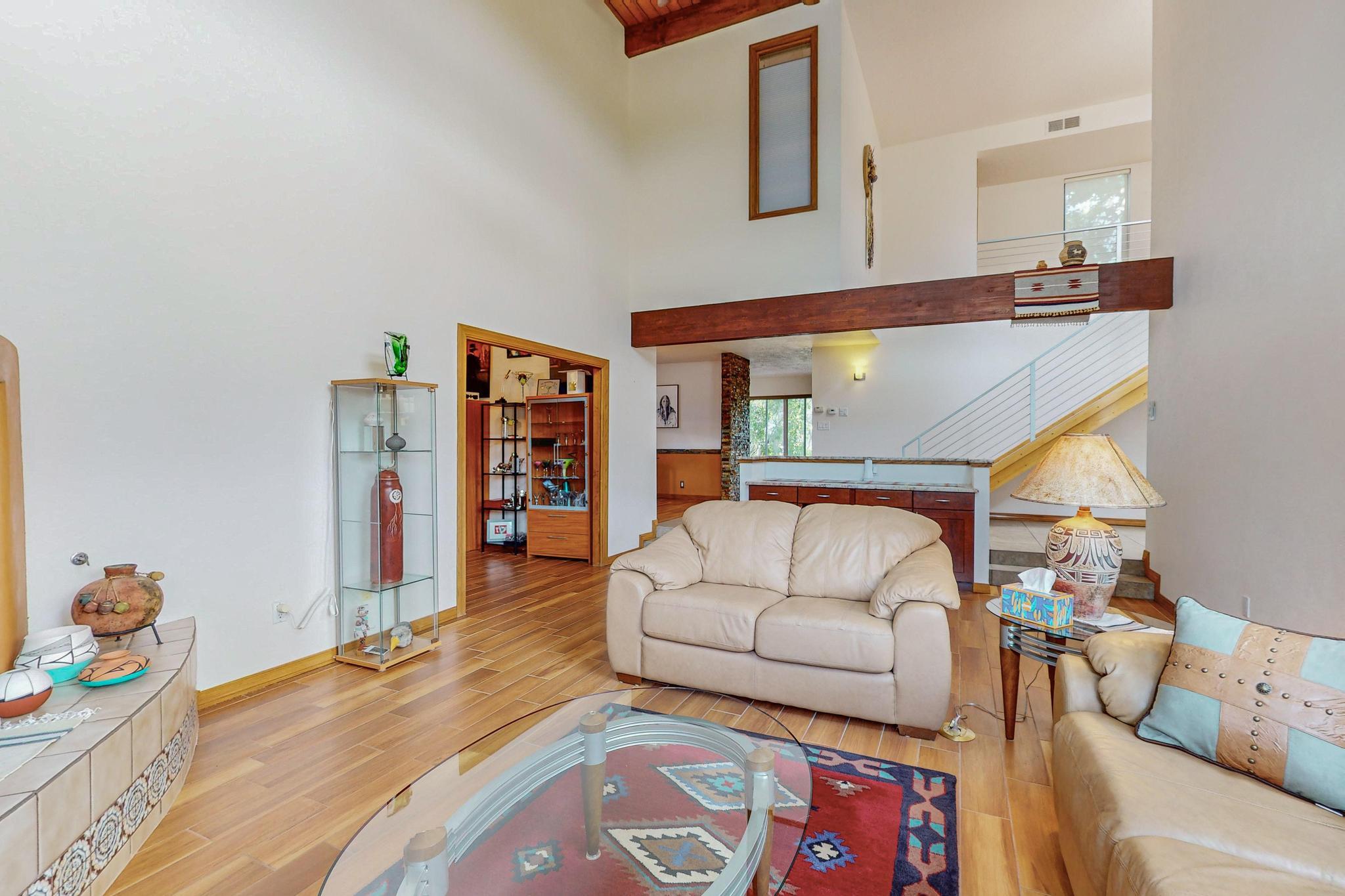 5311 Estrellita Del Norte Road NE