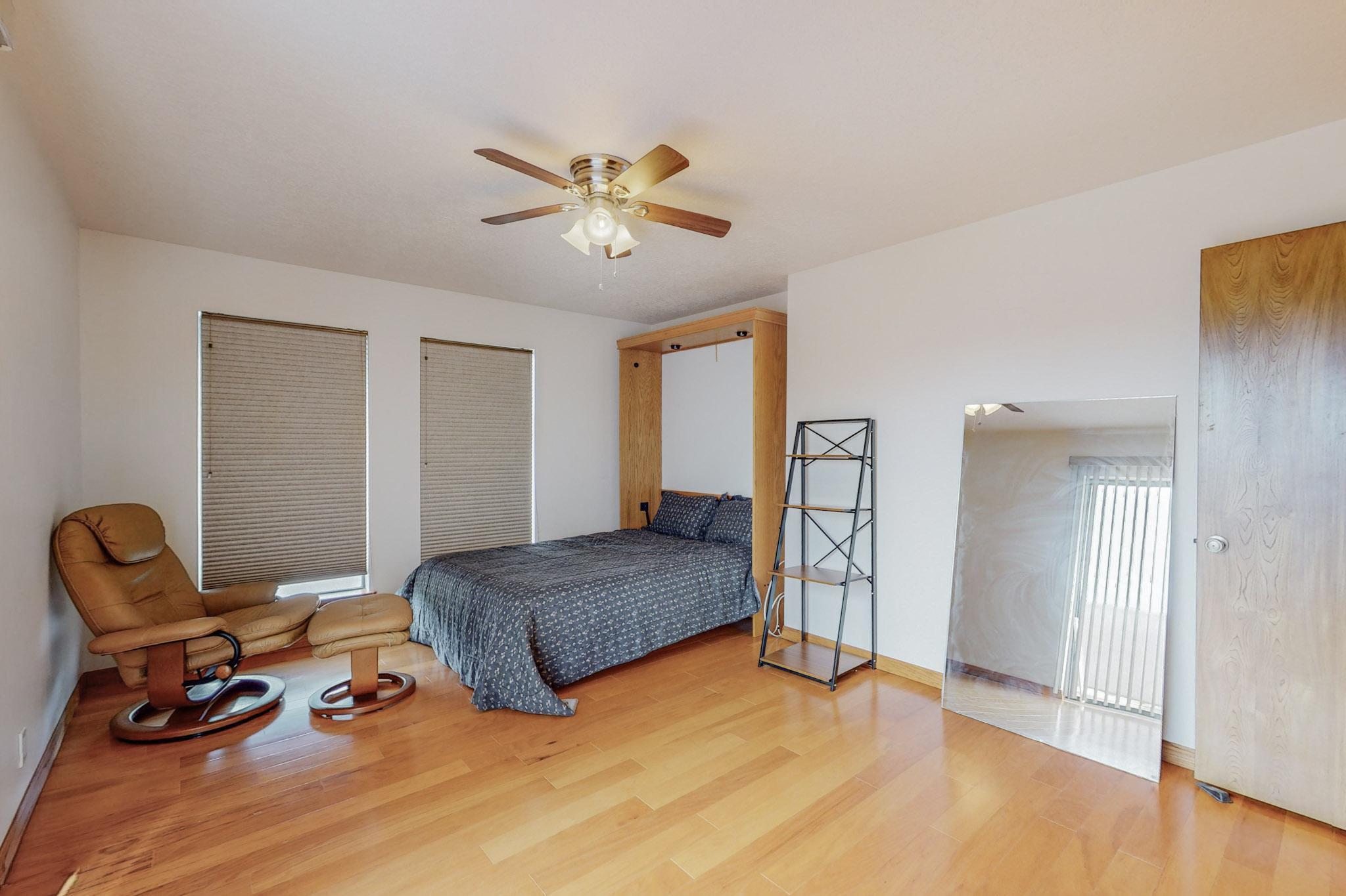 5311 Estrellita Del Norte Road NE