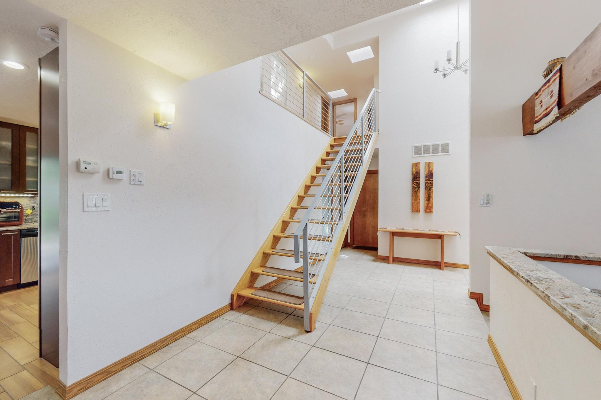 5311 Estrellita Del Norte Road NE
