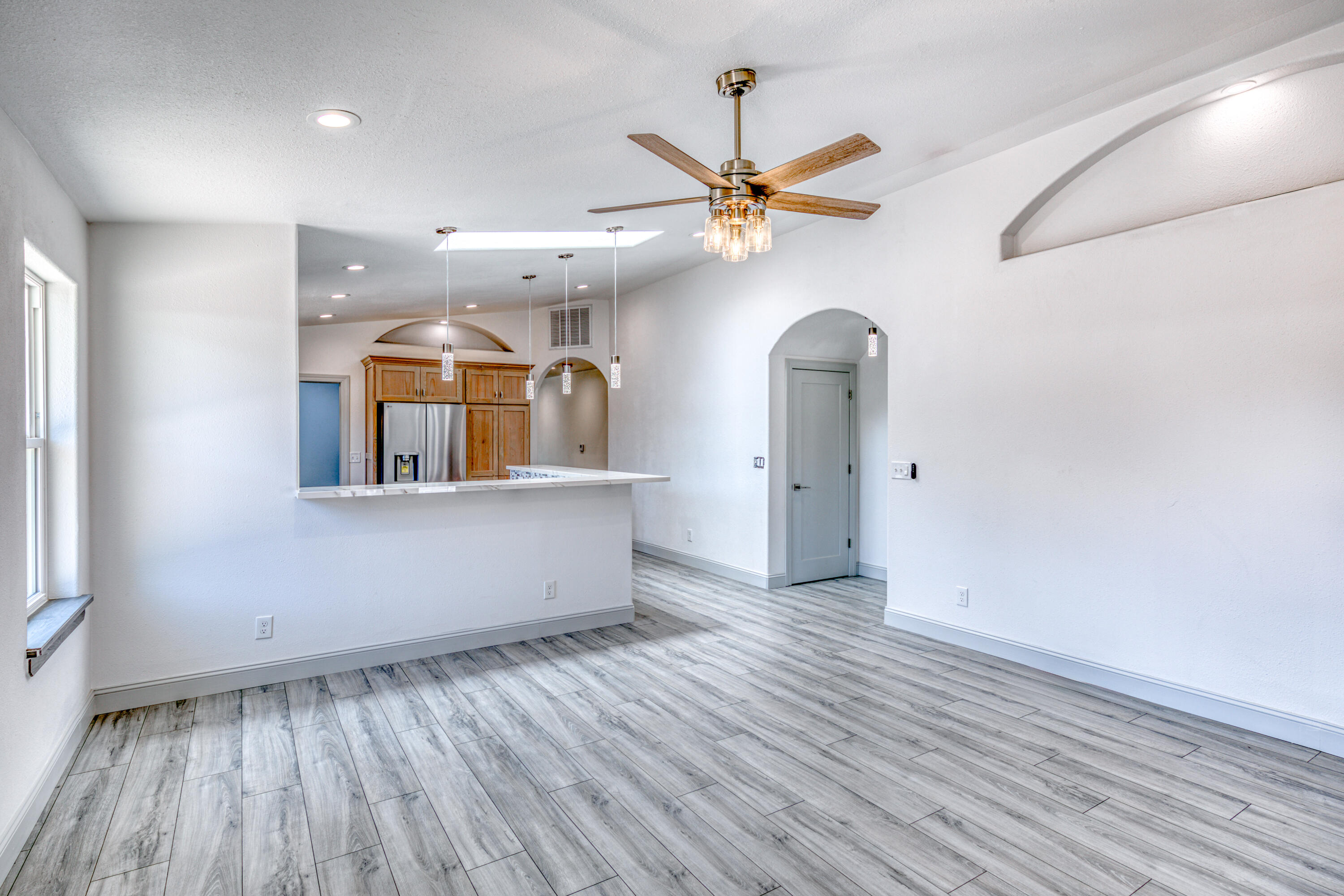 1718 Aliso Drive NE