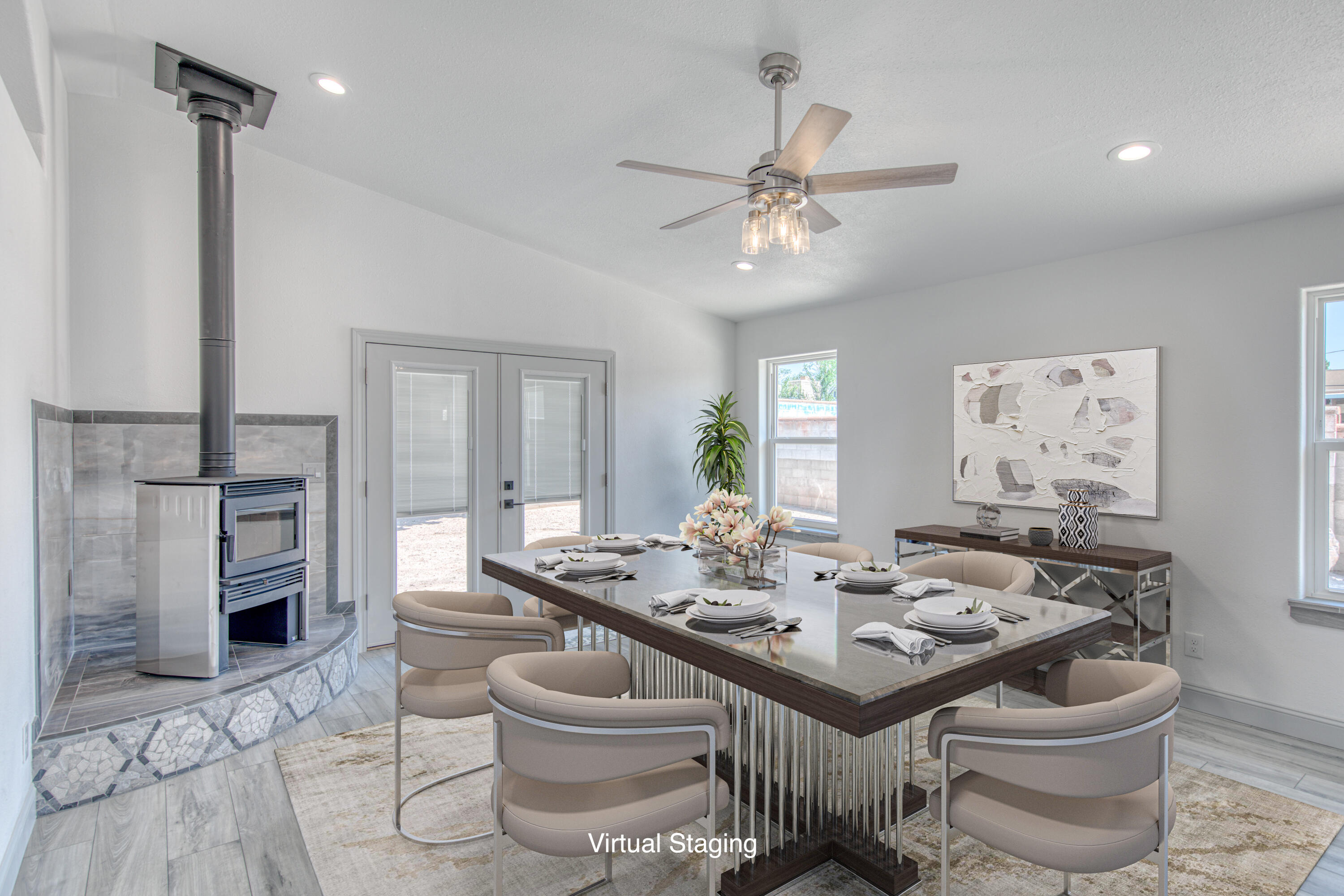 1718 Aliso Drive NE