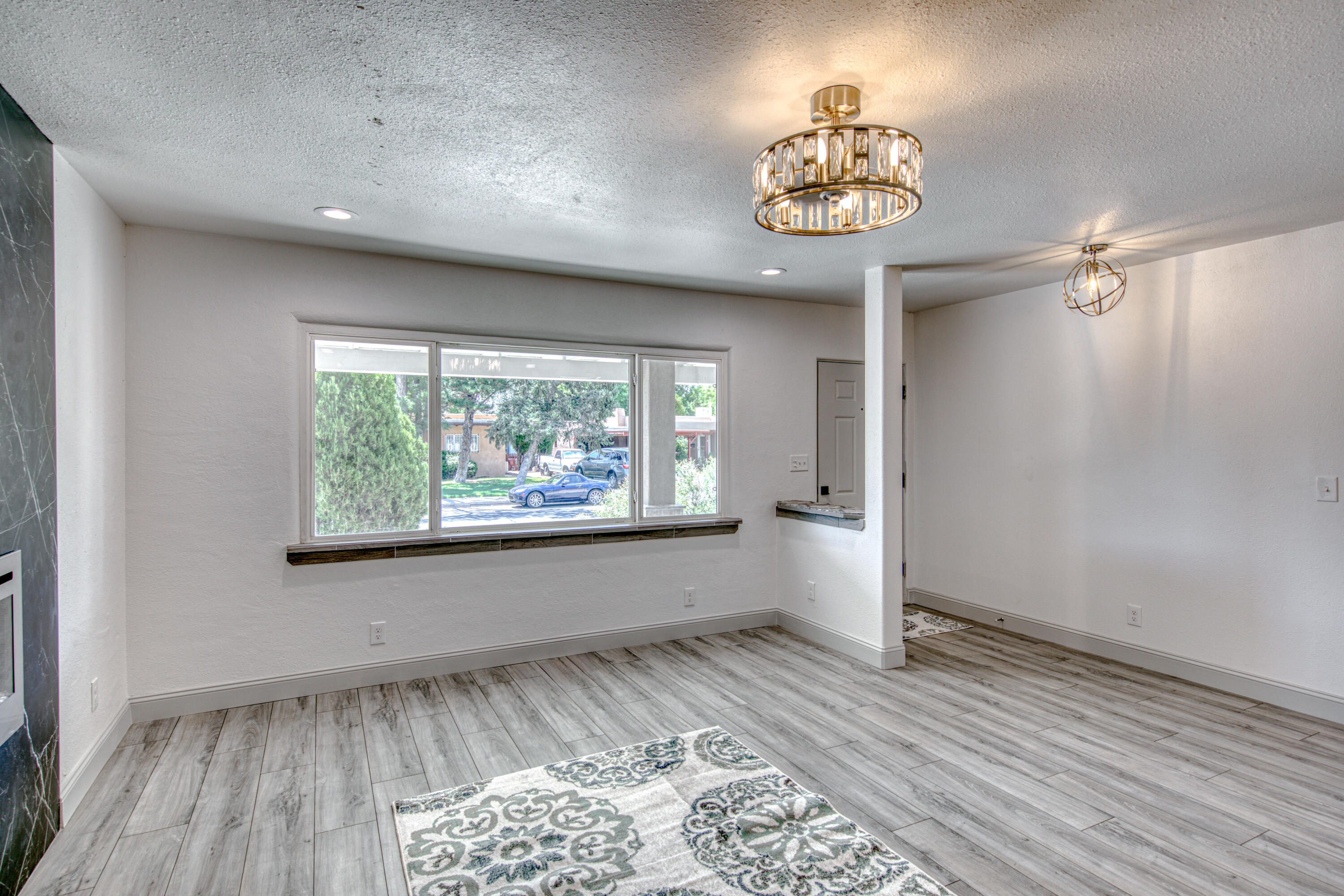 1718 Aliso Drive NE