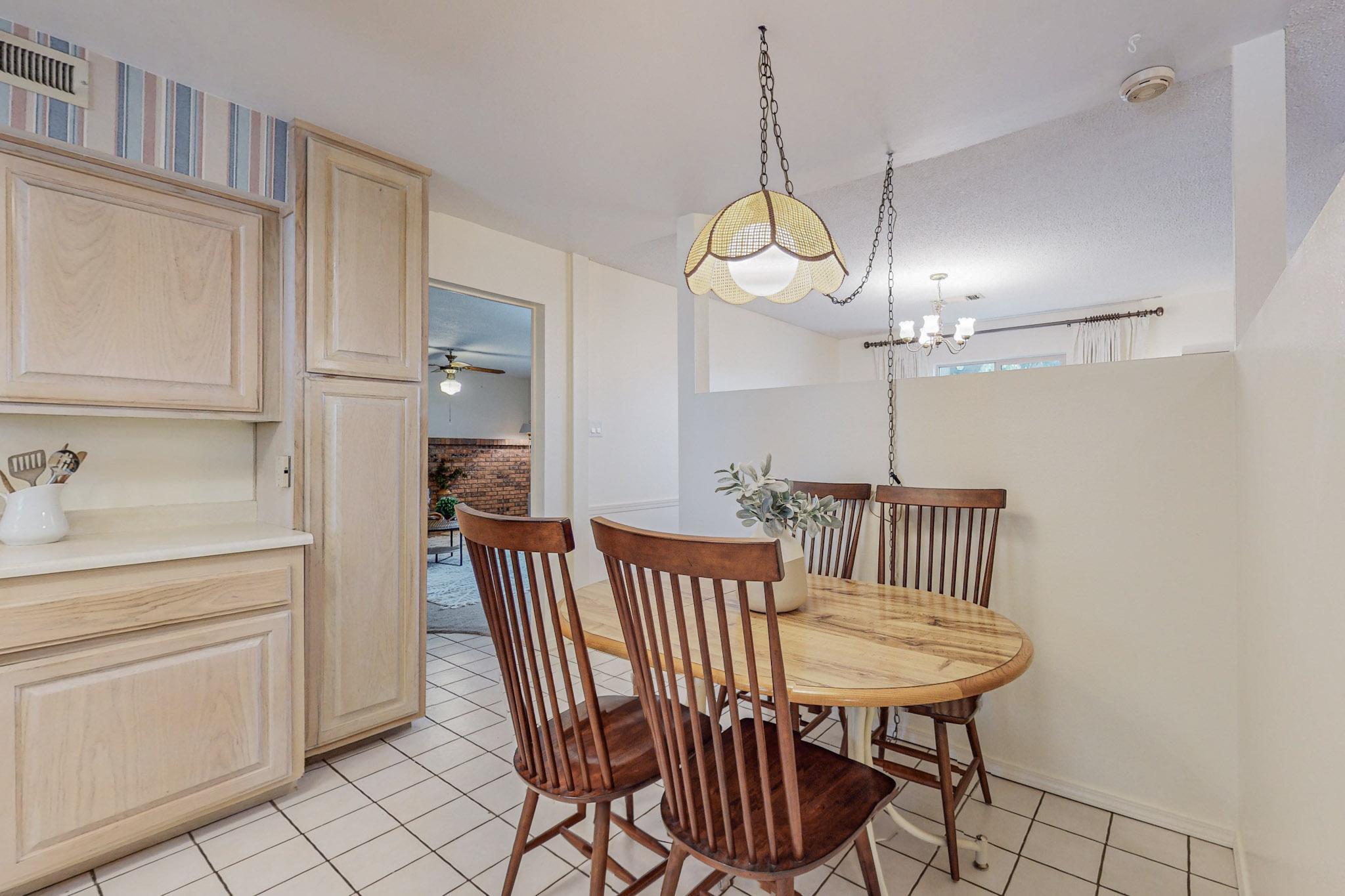 4526 Banff Drive NE