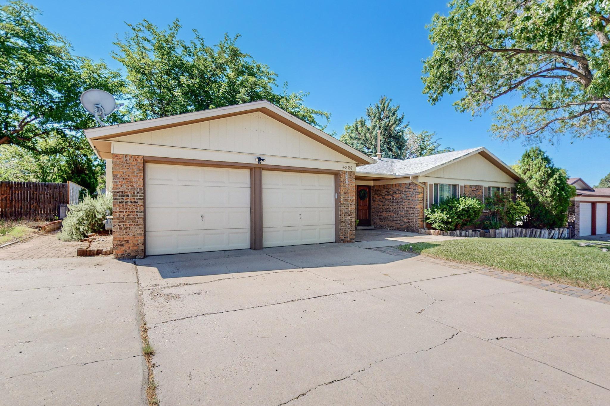 4526 Banff Drive NE