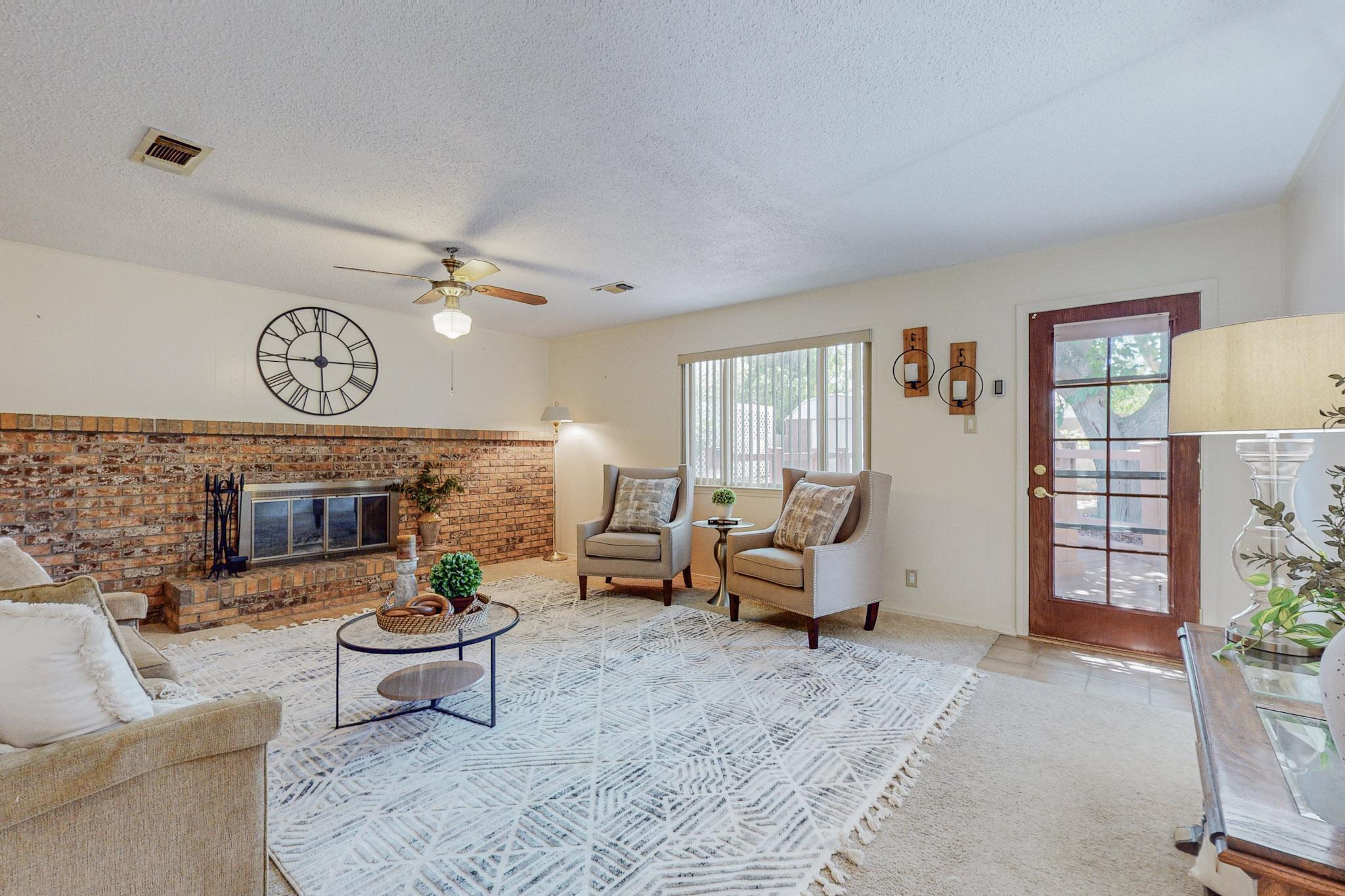 4526 Banff Drive NE