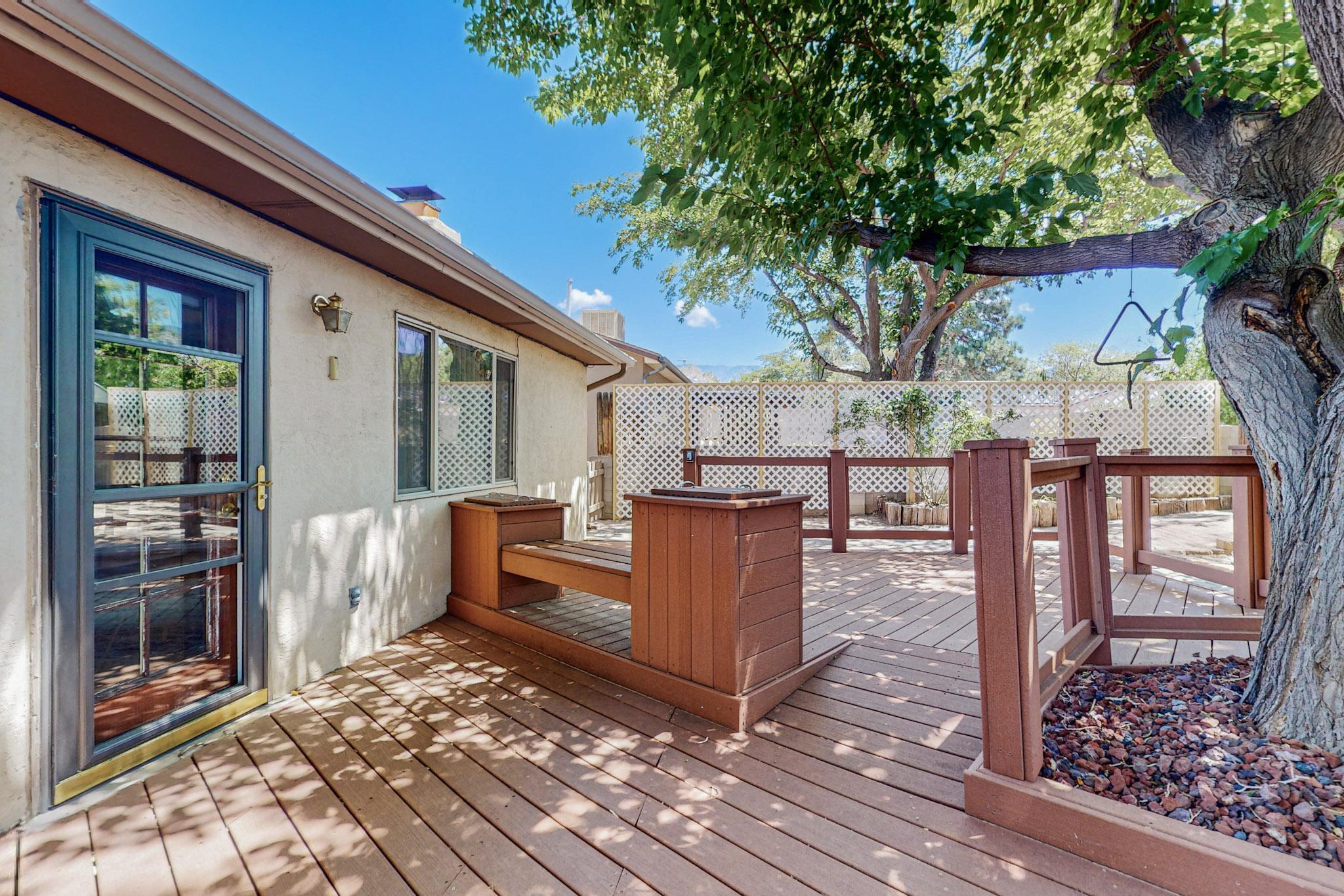 4526 Banff Drive NE