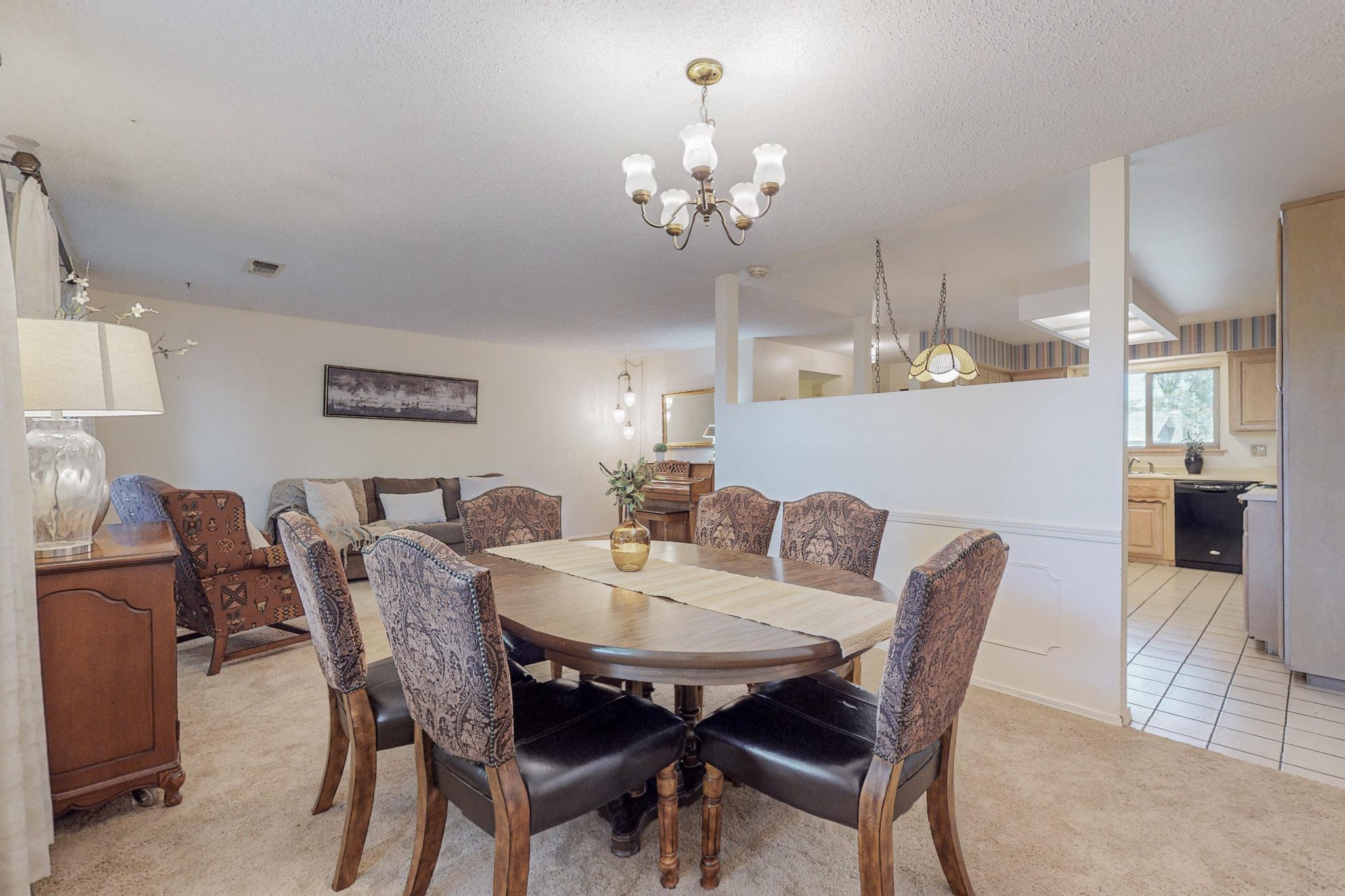 4526 Banff Drive NE