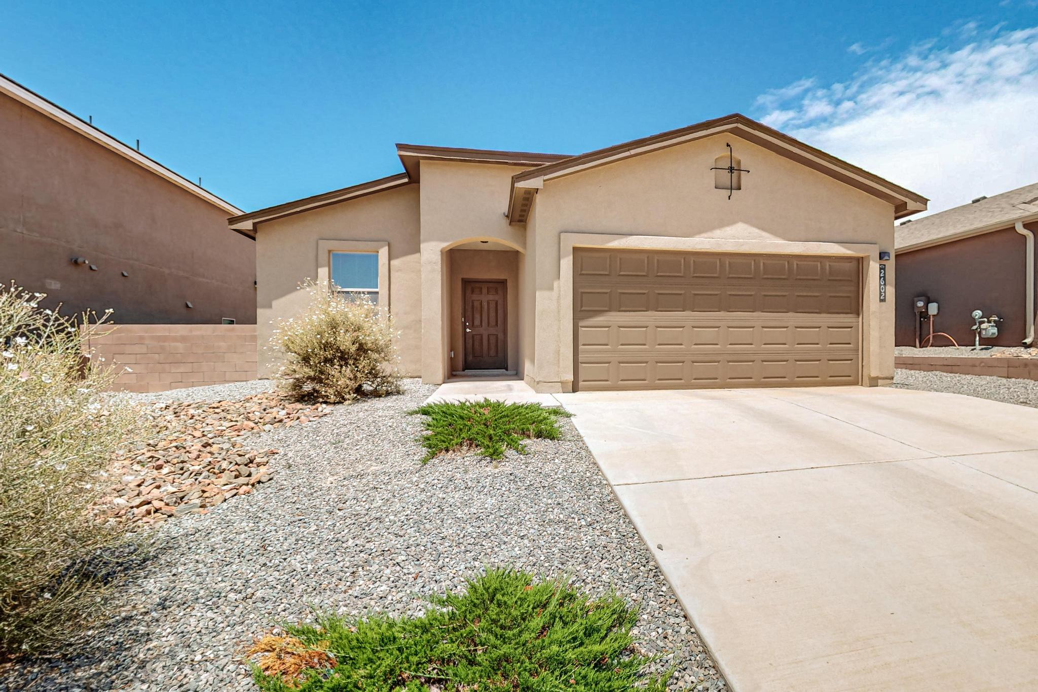 2602 Camino Plata Loop NE