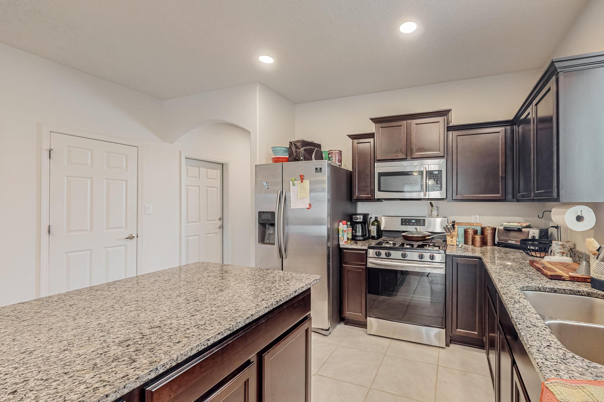 2602 Camino Plata Loop NE