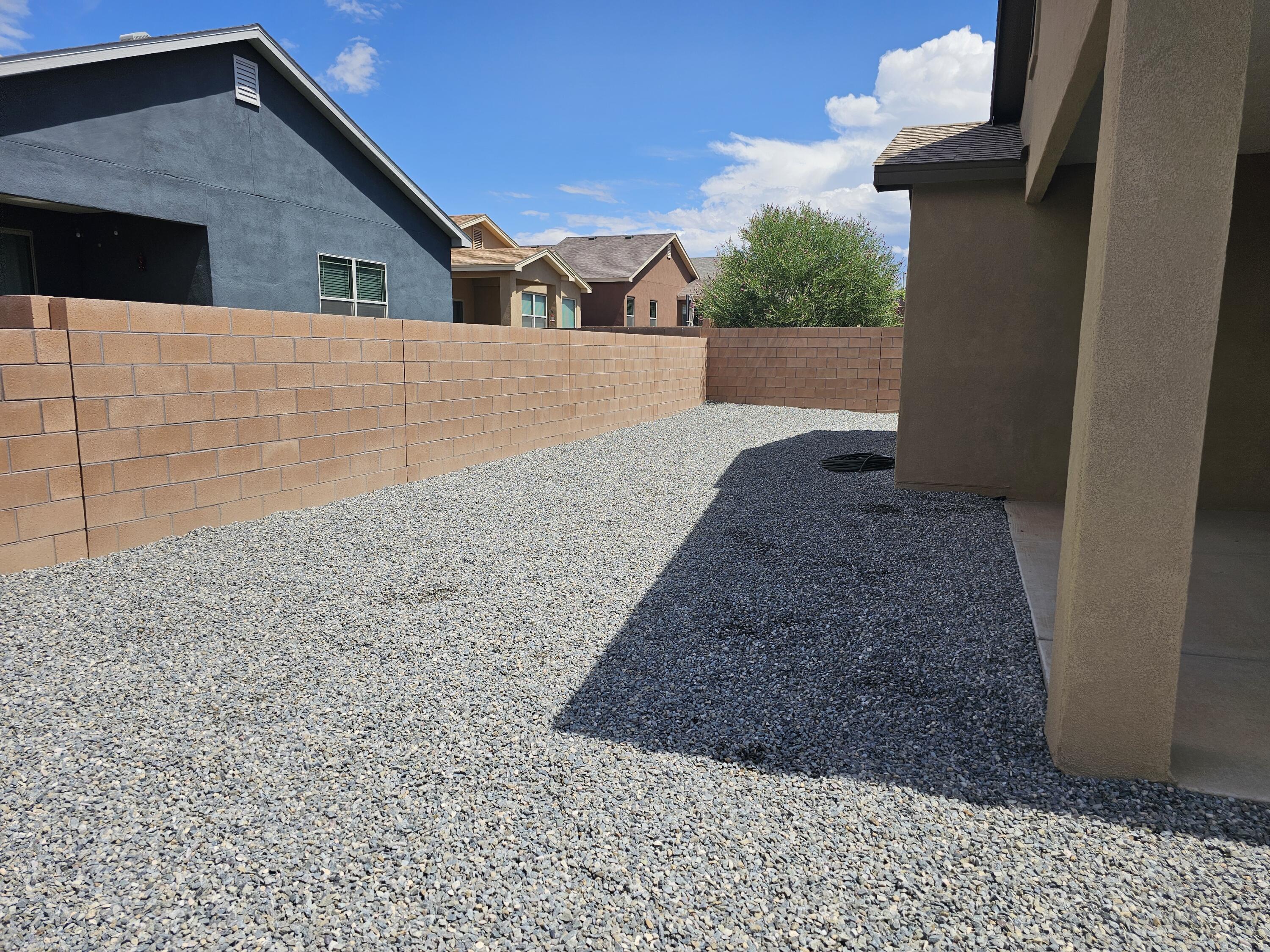 2602 Camino Plata Loop NE