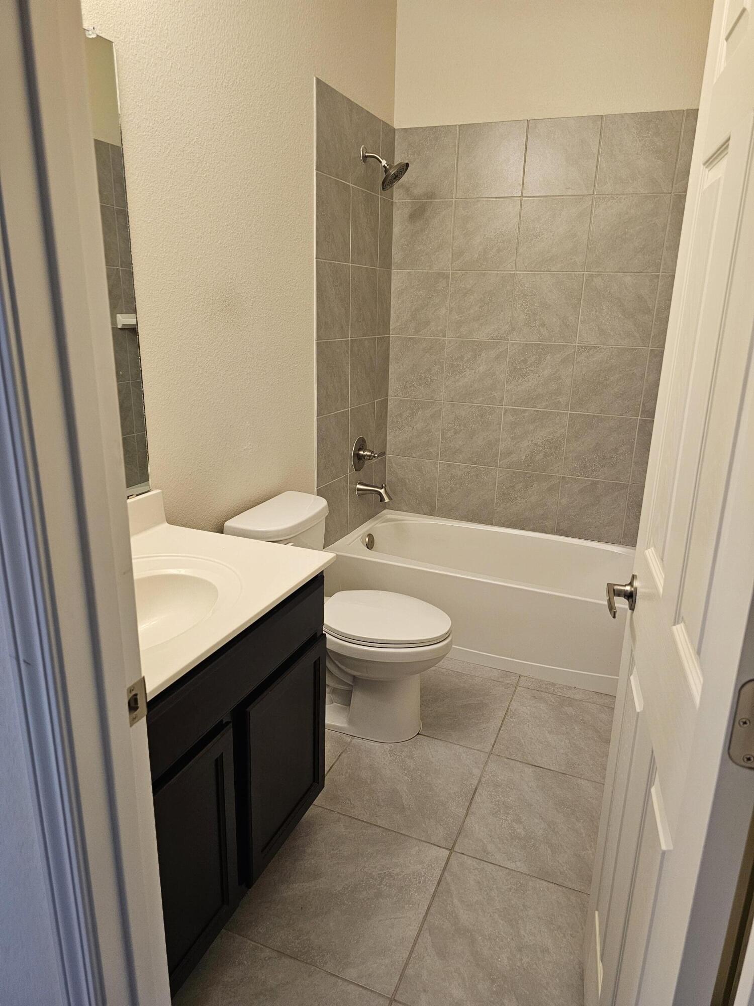 2602 Camino Plata Loop NE