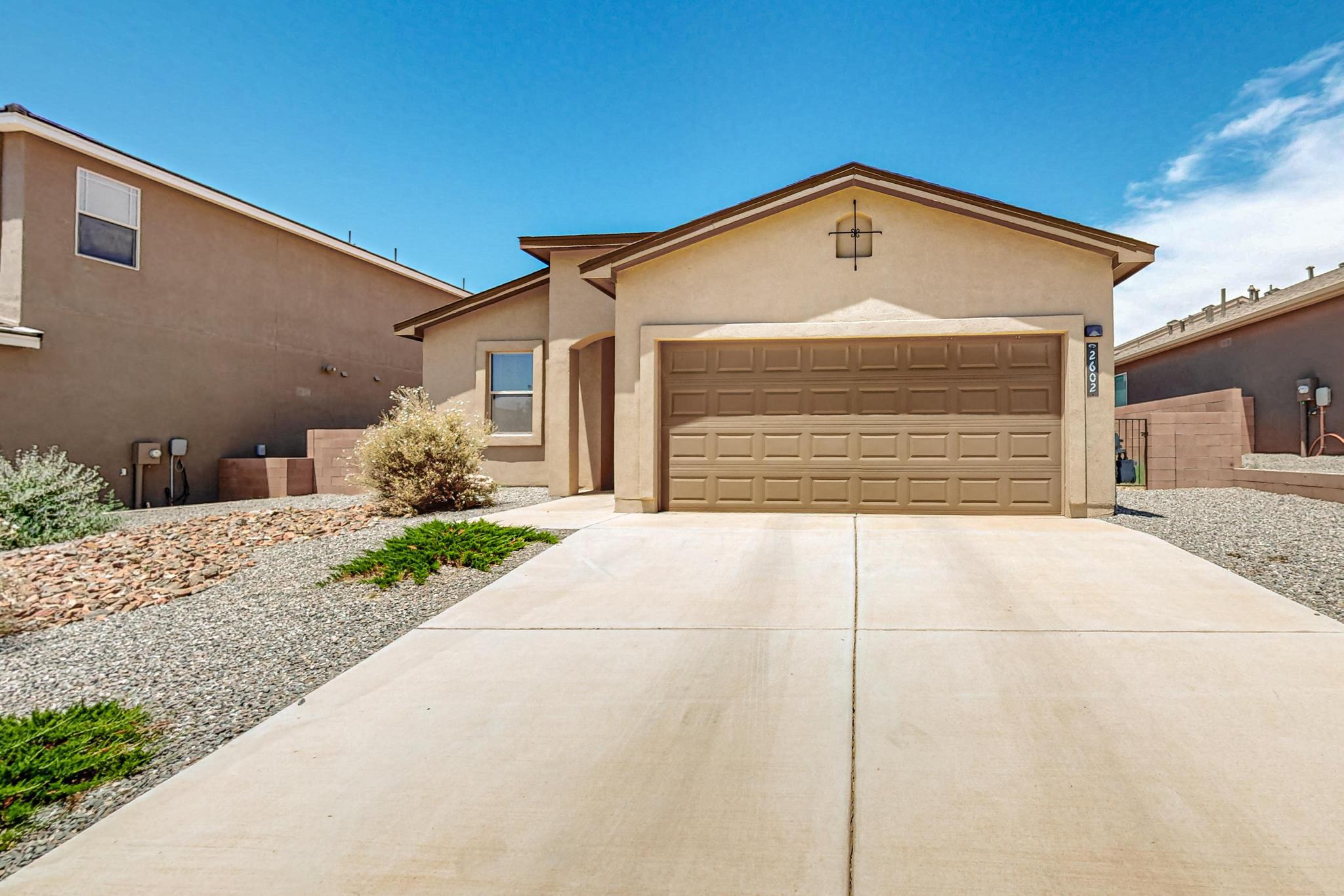 2602 Camino Plata Loop NE